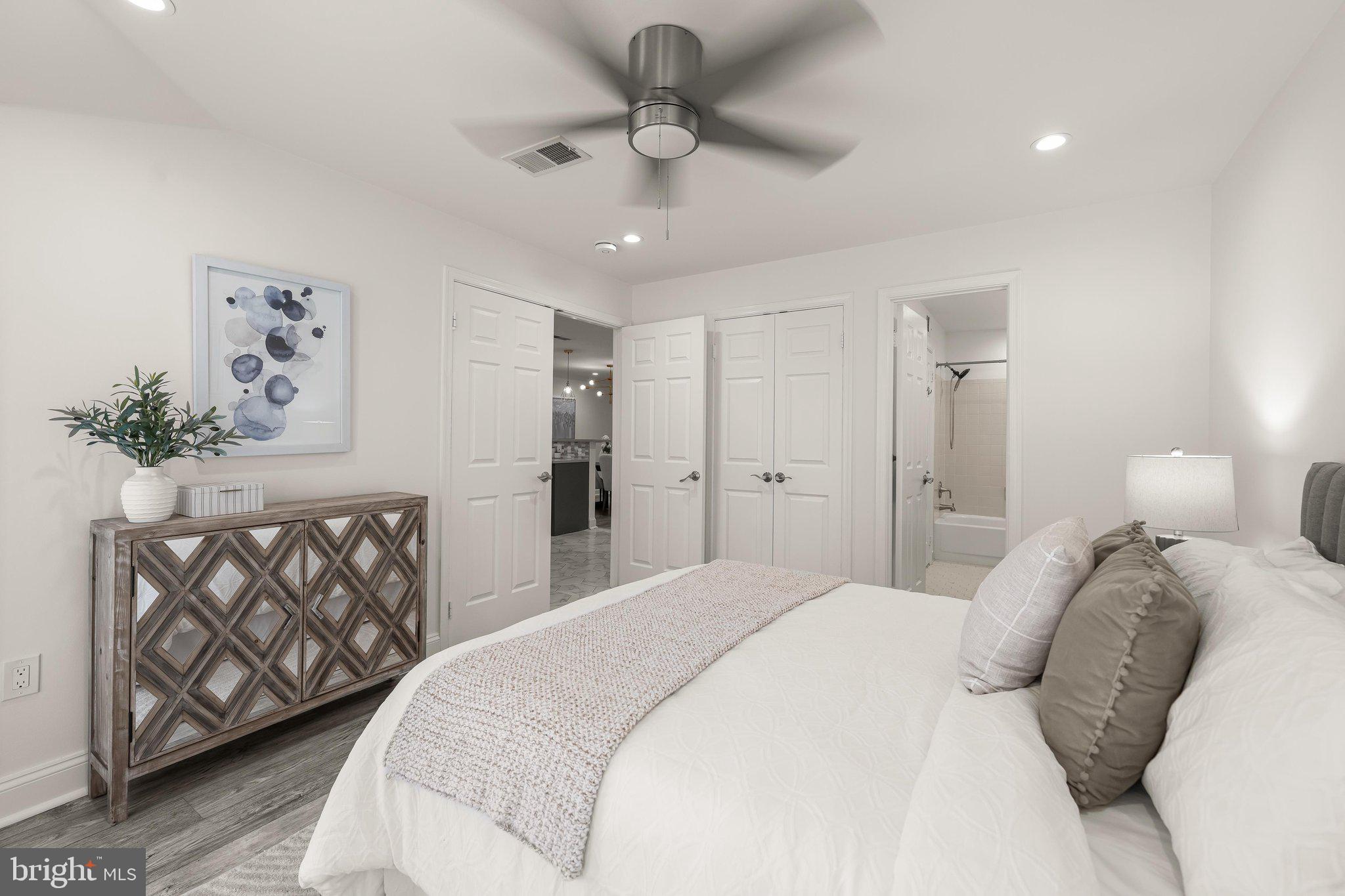 LUXBERRY COURTS - Residential