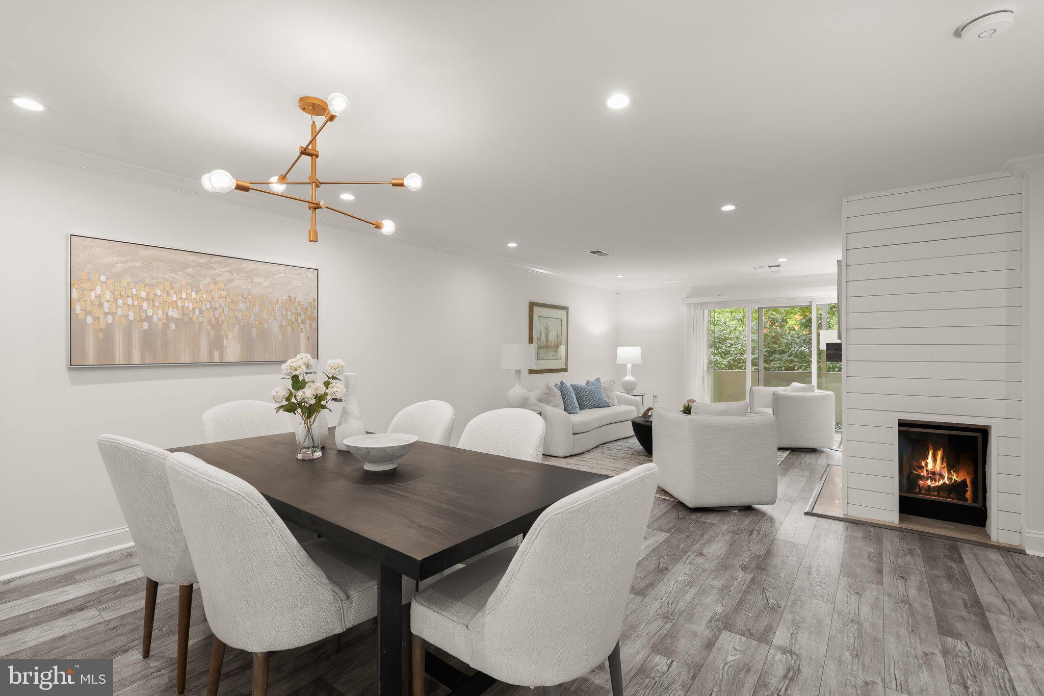 LUXBERRY COURTS - Residential