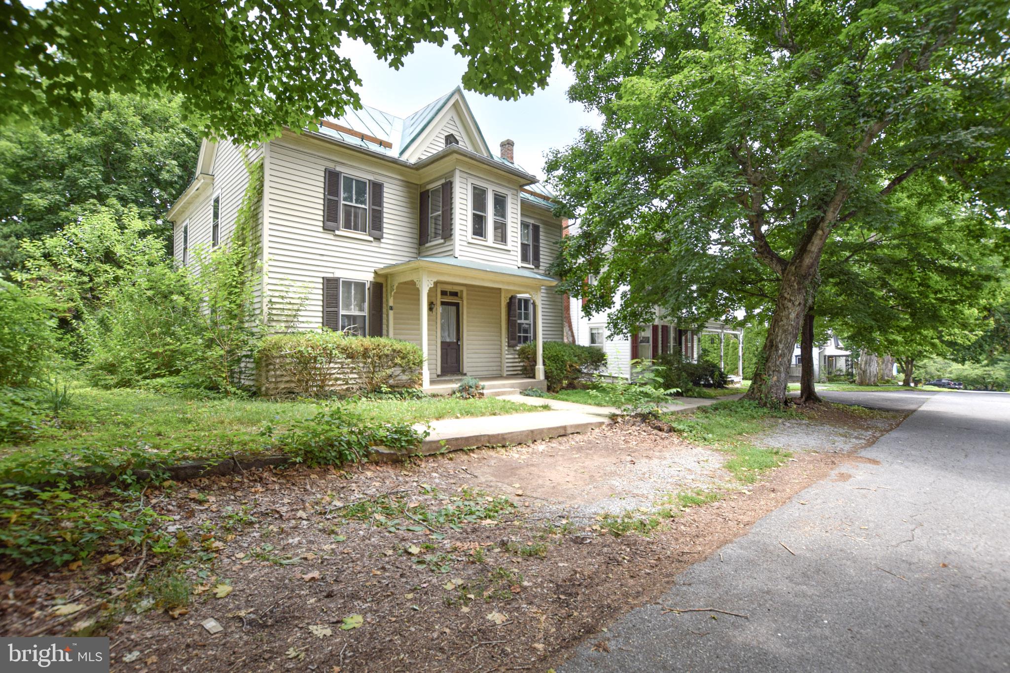 SHEPHERDSTOWN - Residential