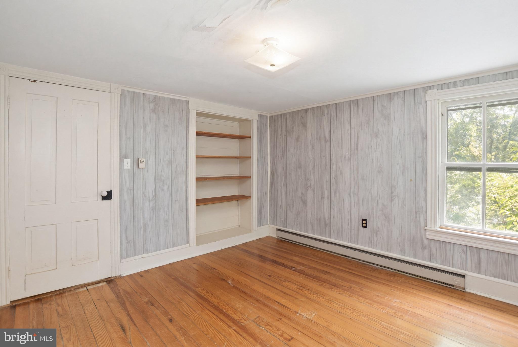 SHEPHERDSTOWN - Residential