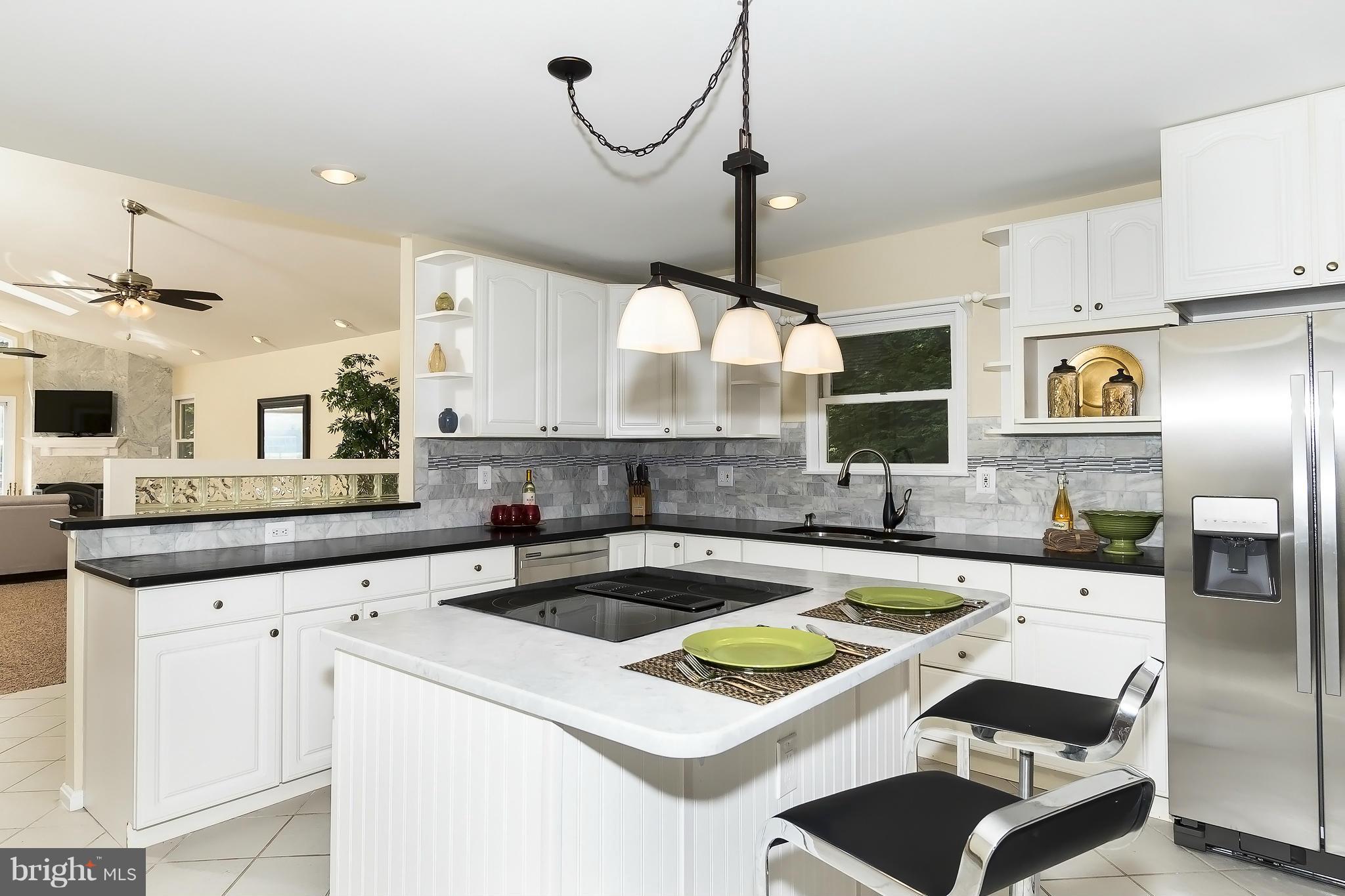 LEELAND WOODS - Residential