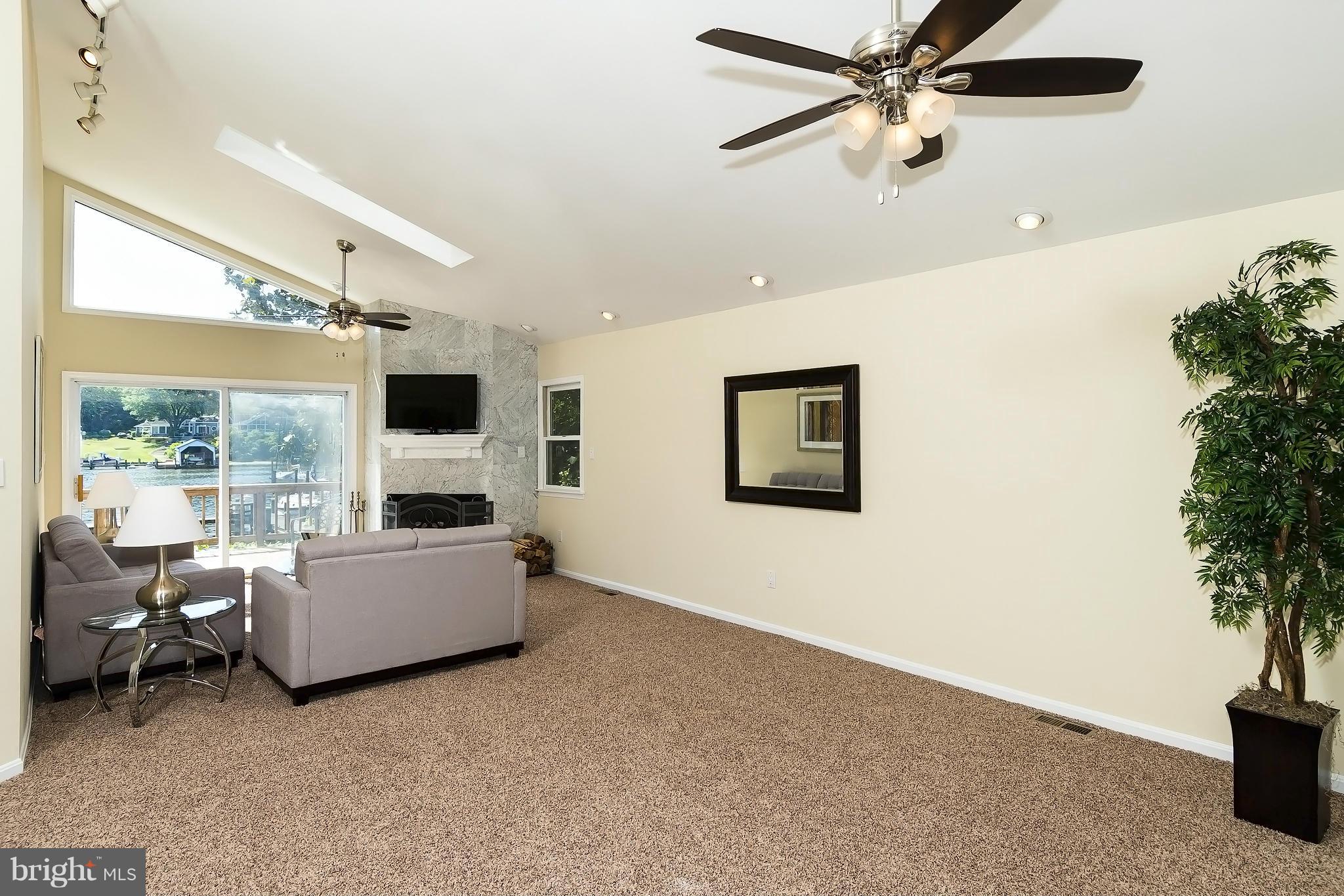 LEELAND WOODS - Residential