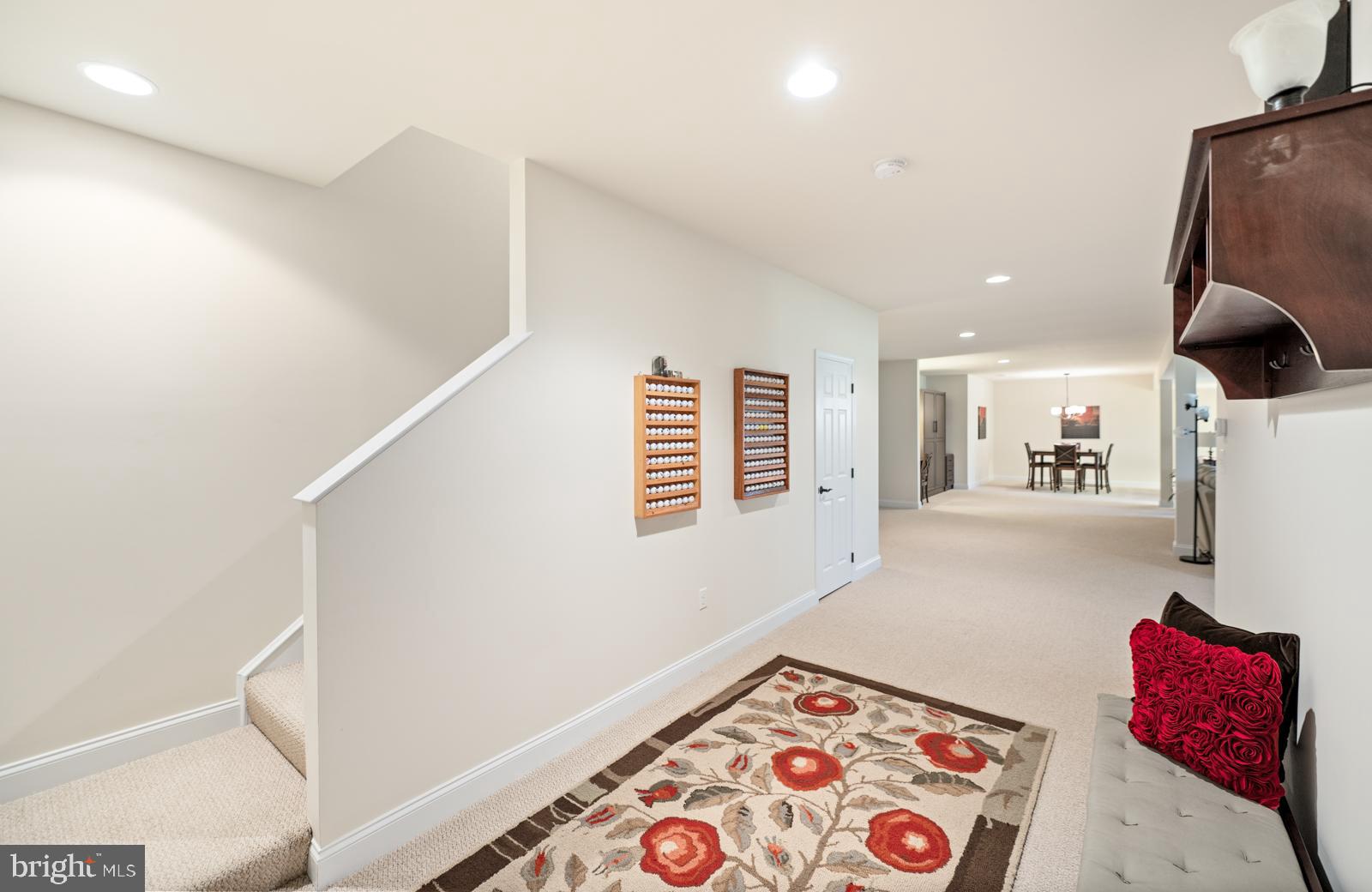 WOODS EDGE - Residential