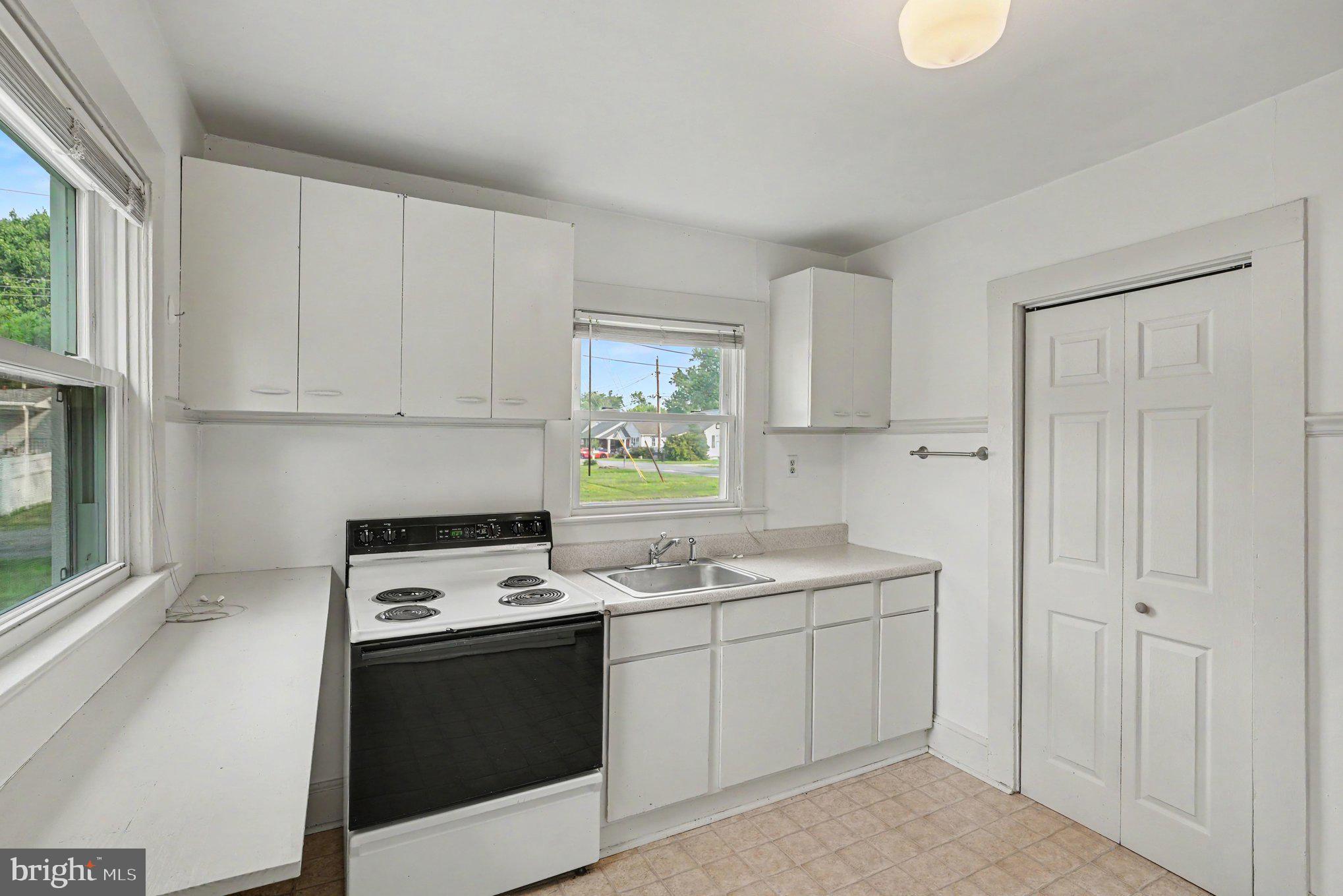 CLEARVIEW/CHATHAM HGTS - Residential