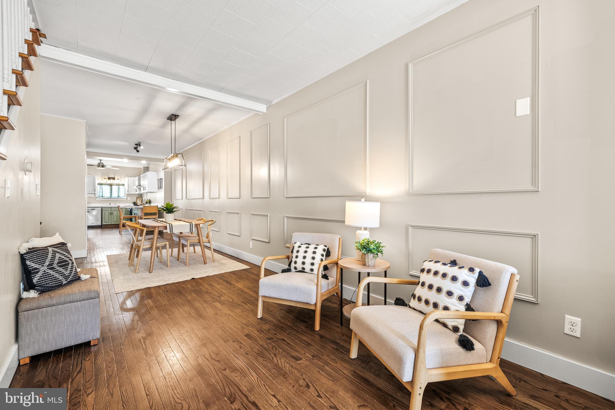 LOCUST POINT - Residential