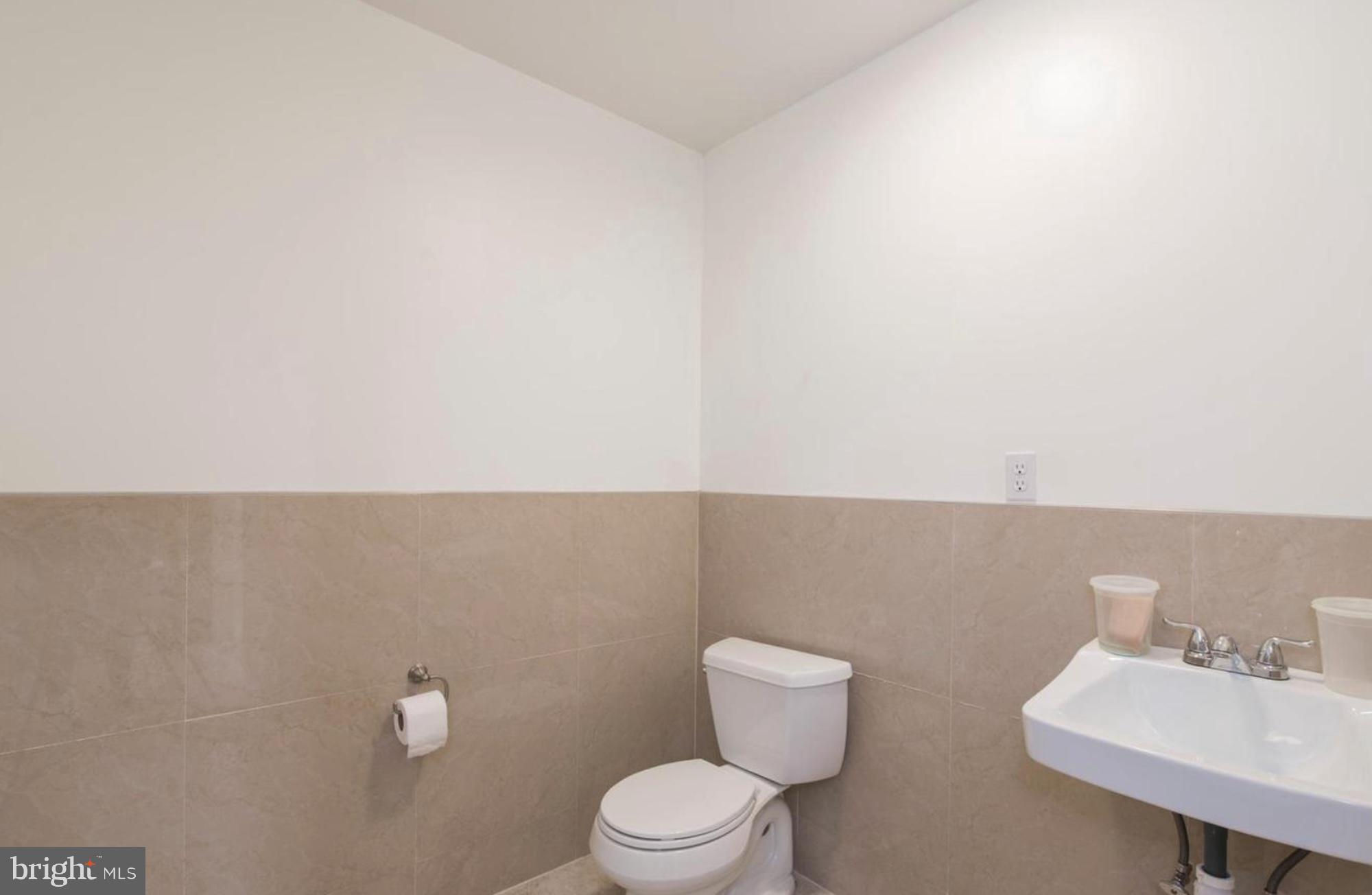 HUNTING PARK - Commercial Sale
