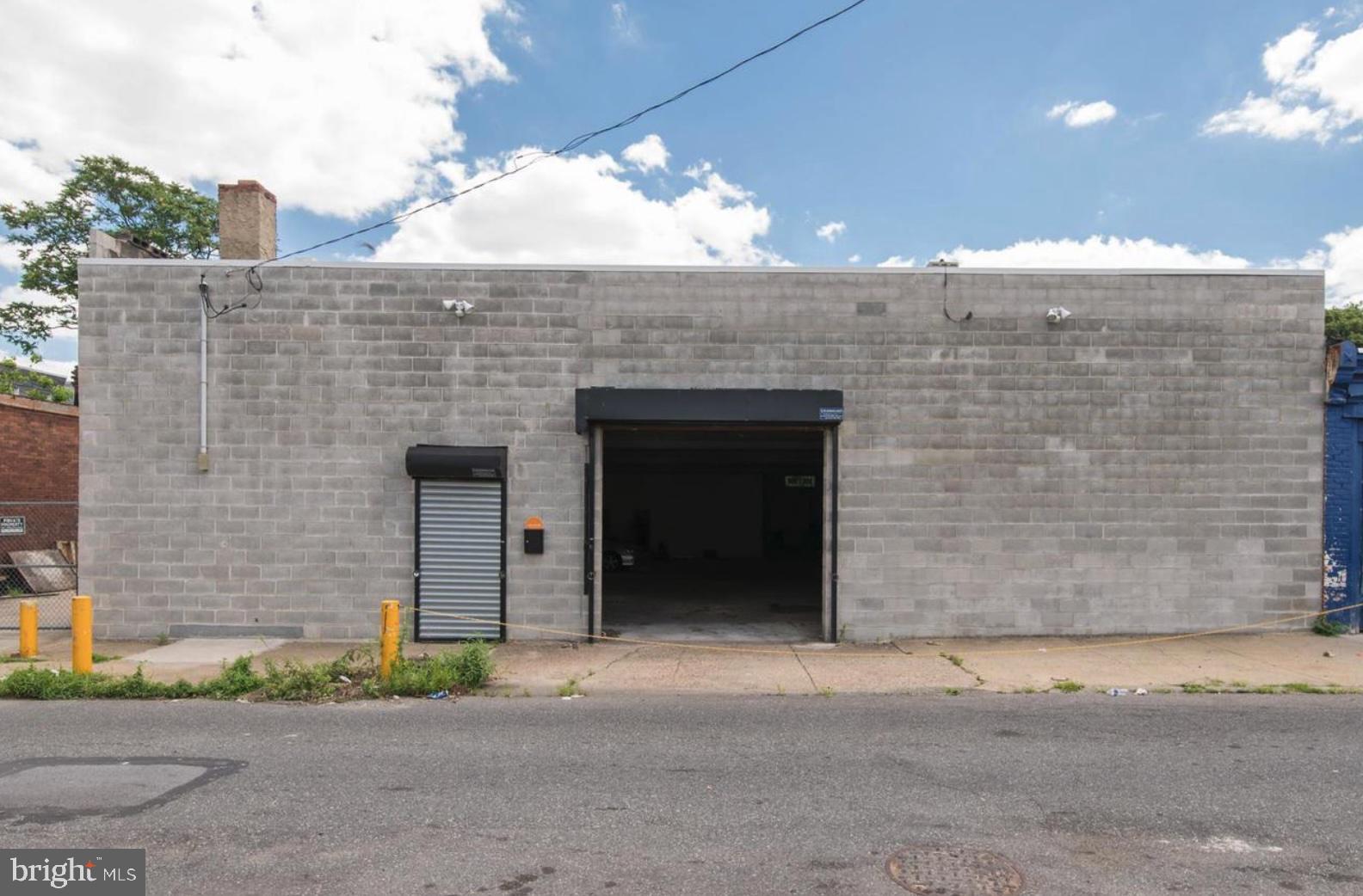 HUNTING PARK - Commercial Sale