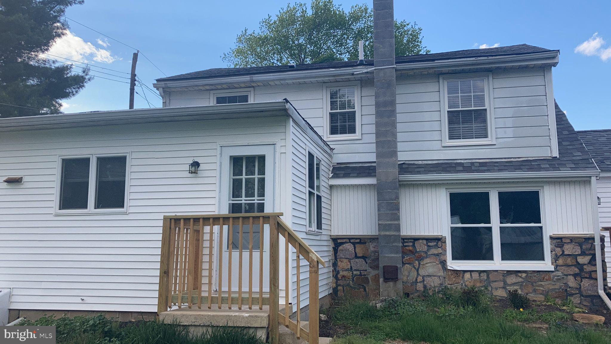 THORNDALE - Residential Lease