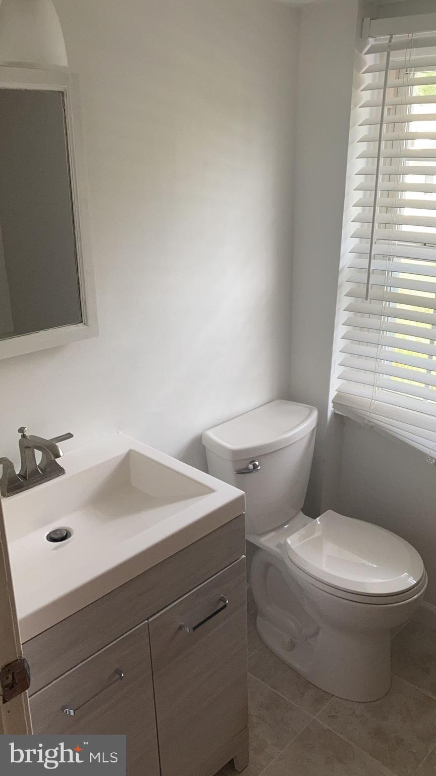 THORNDALE - Residential Lease