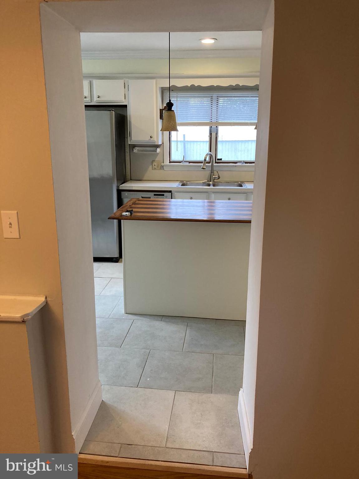 THORNDALE - Residential Lease