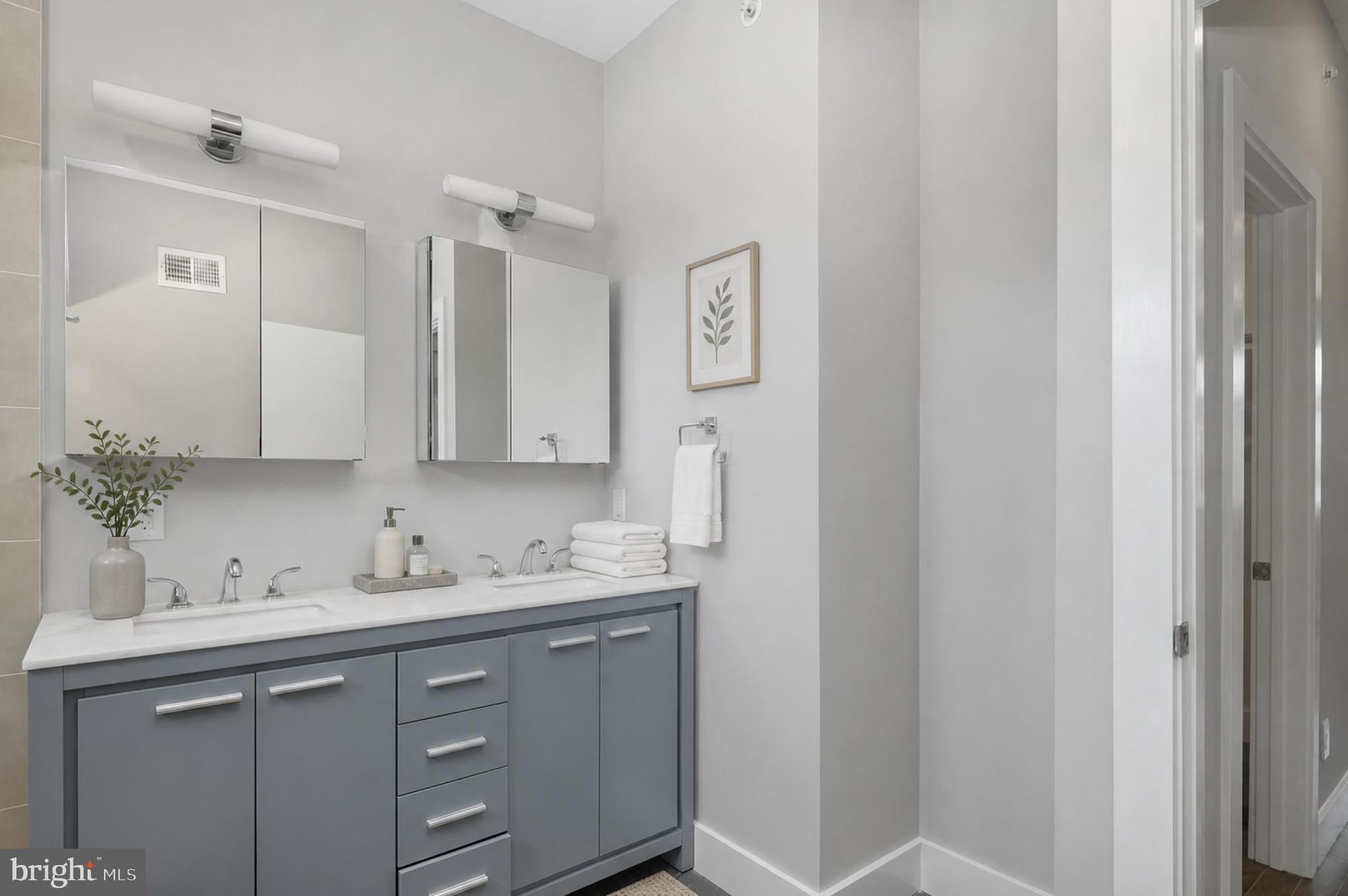 POINT BREEZE - Residential