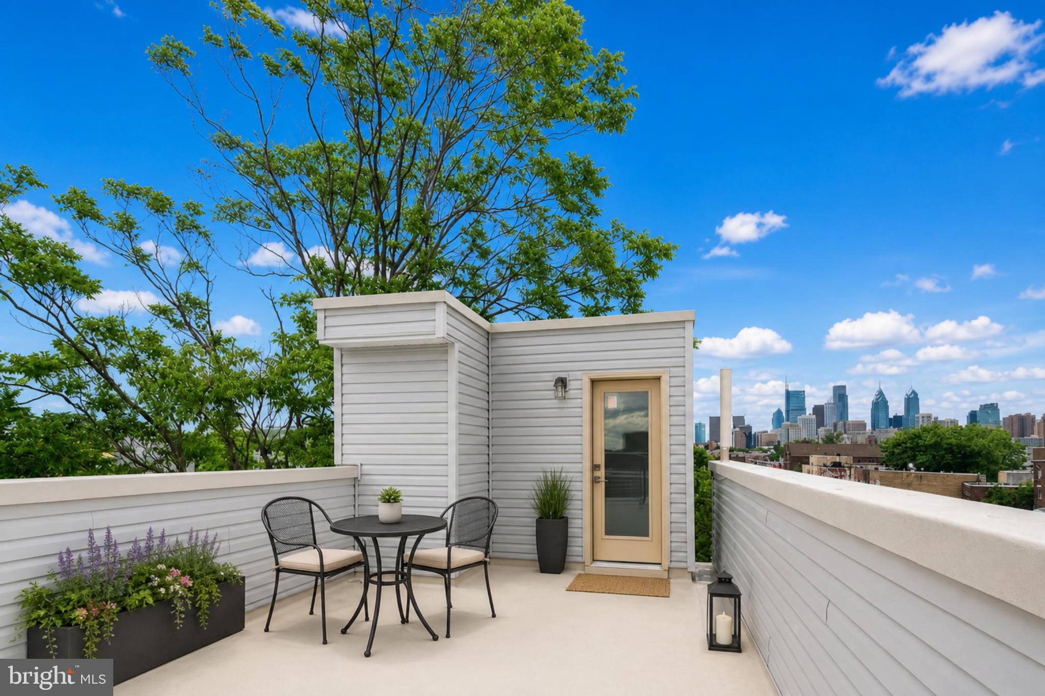 POINT BREEZE - Residential