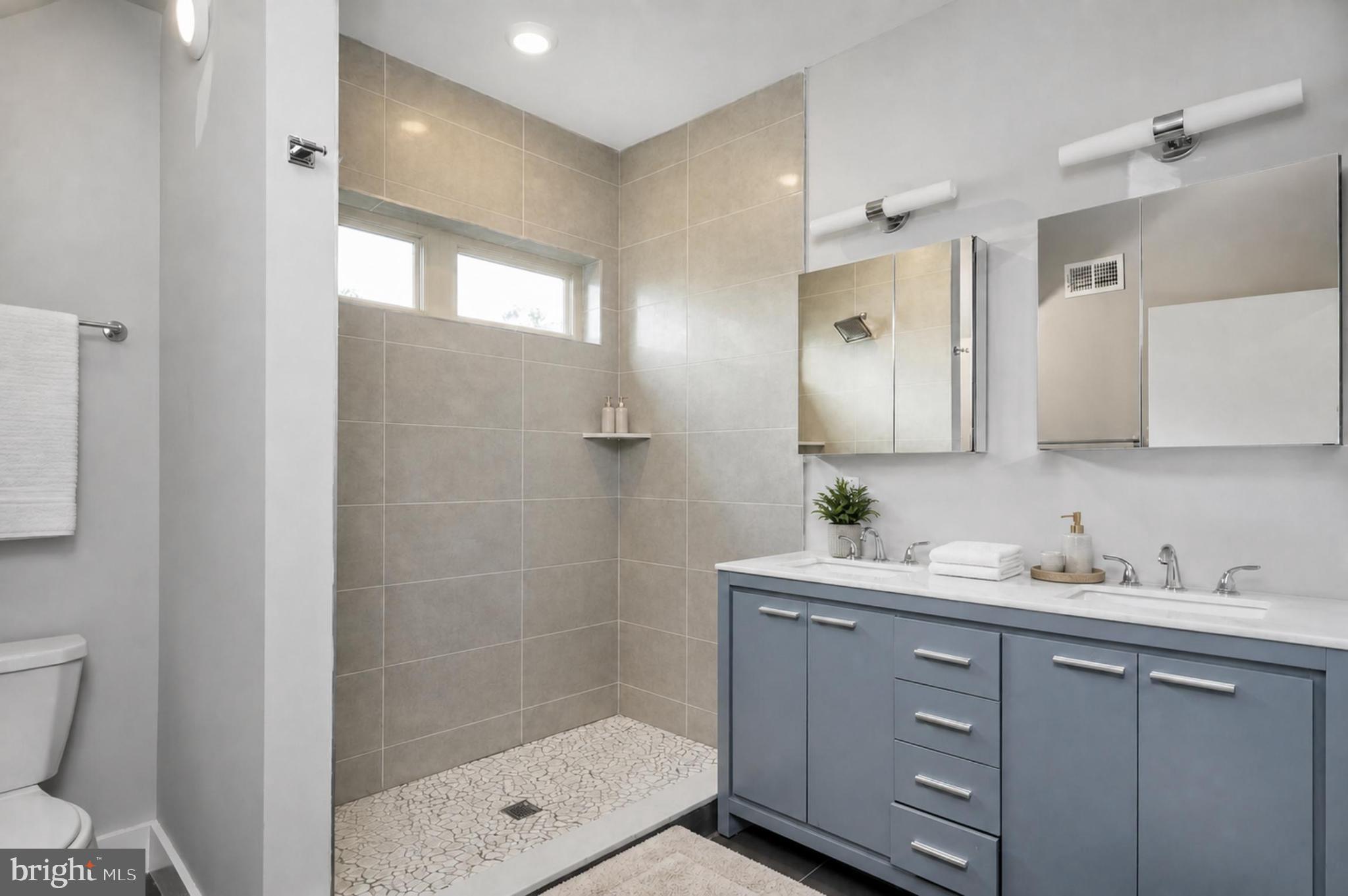 POINT BREEZE - Residential