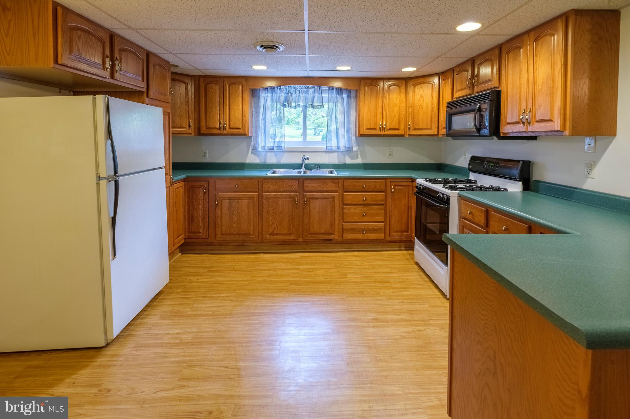 FAIRVIEW - Residential