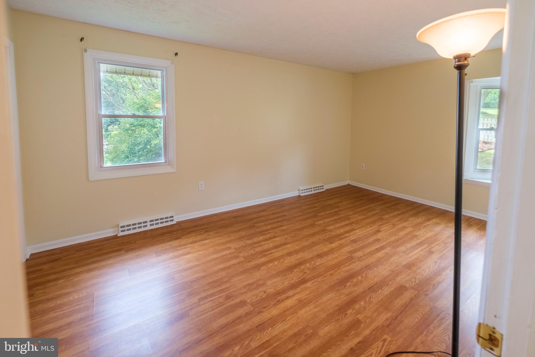 FAIRVIEW - Residential