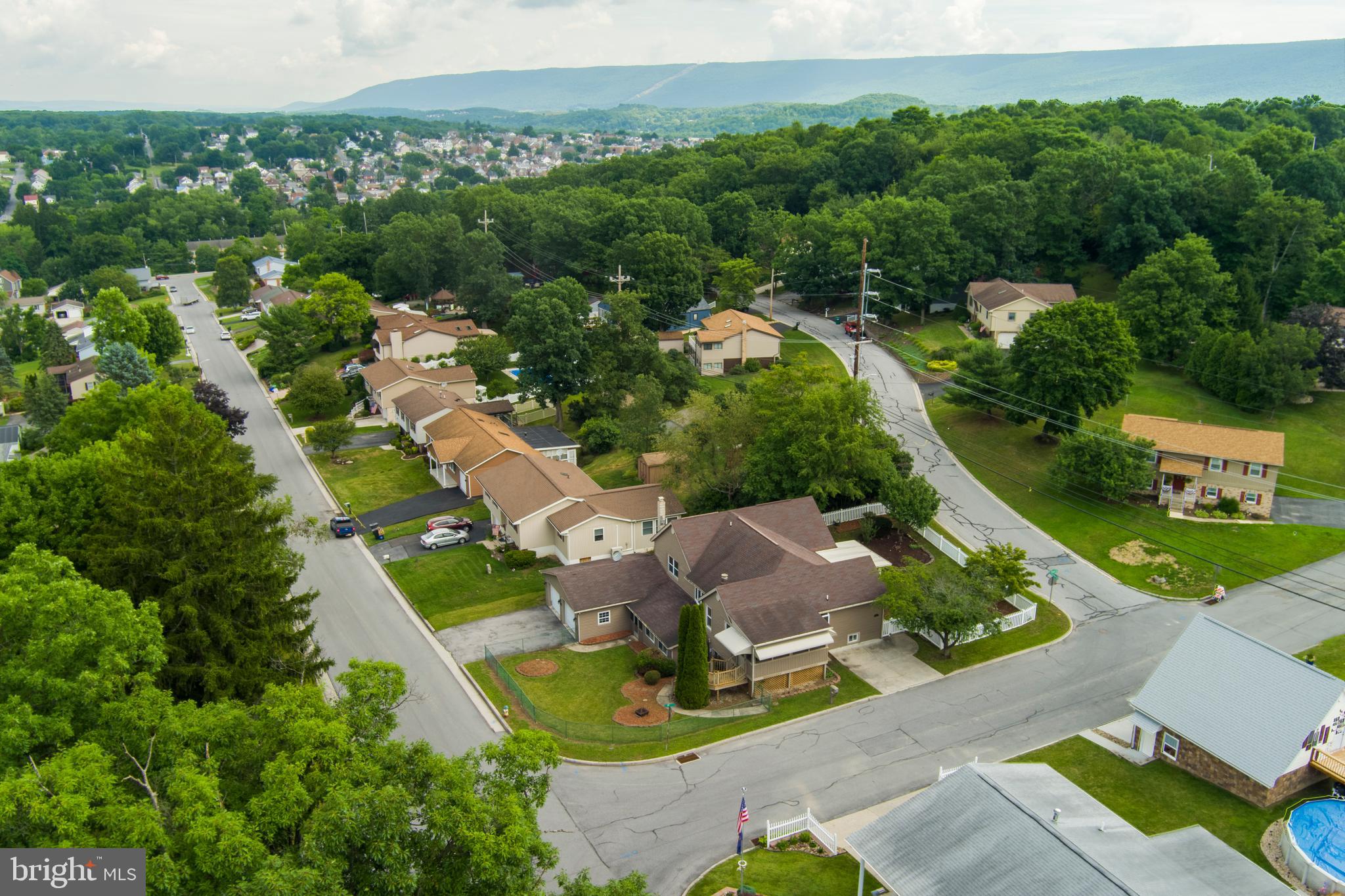 FAIRVIEW - Residential