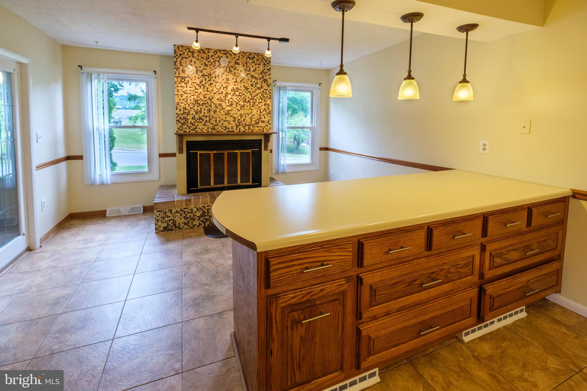 FAIRVIEW - Residential