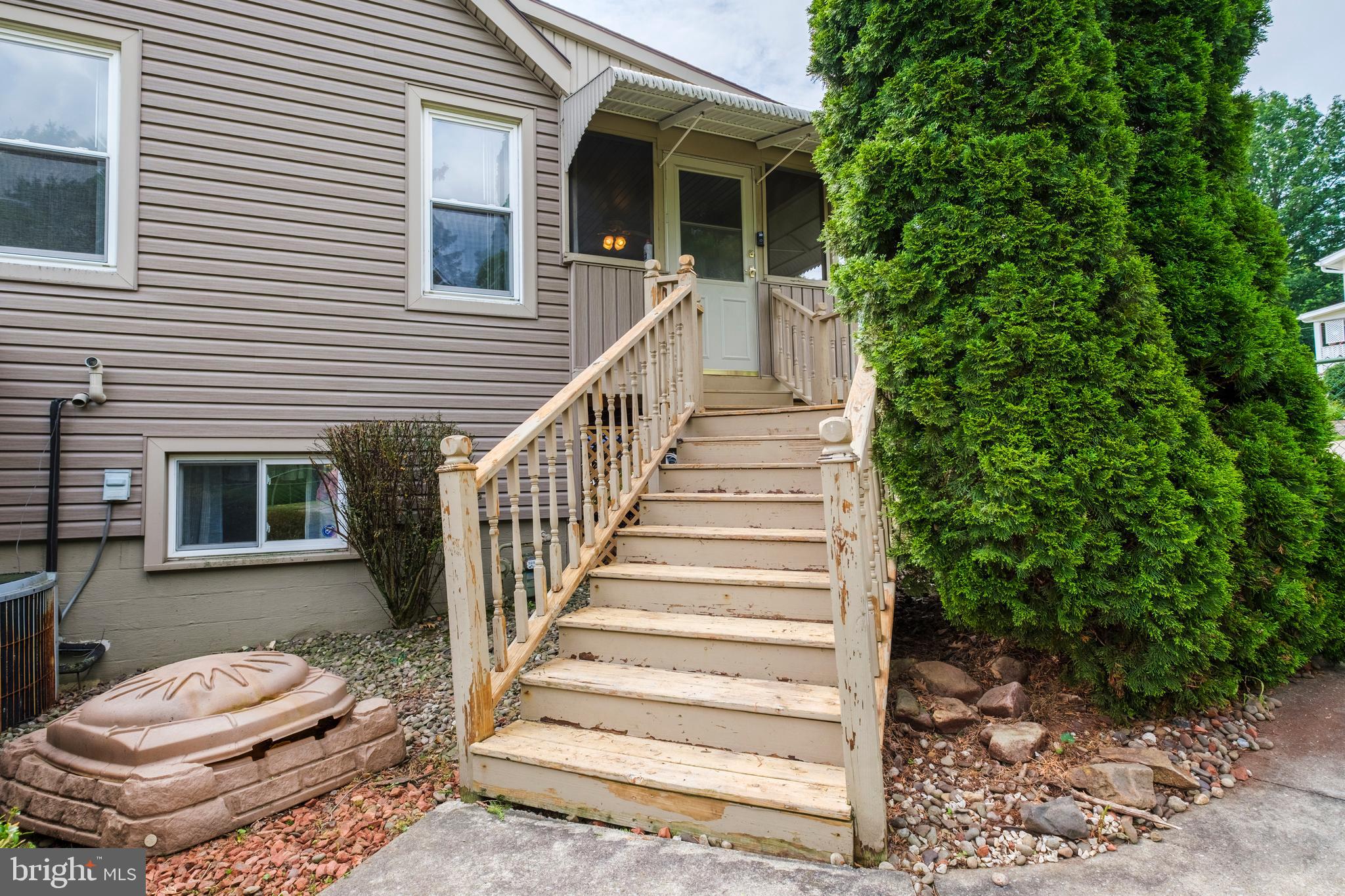FAIRVIEW - Residential