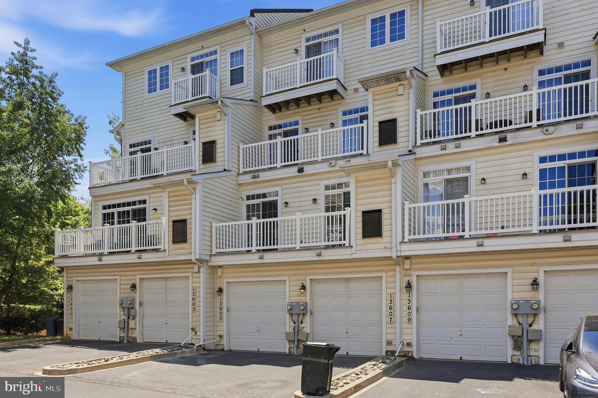 BUCKINGHAM STATION - Residential