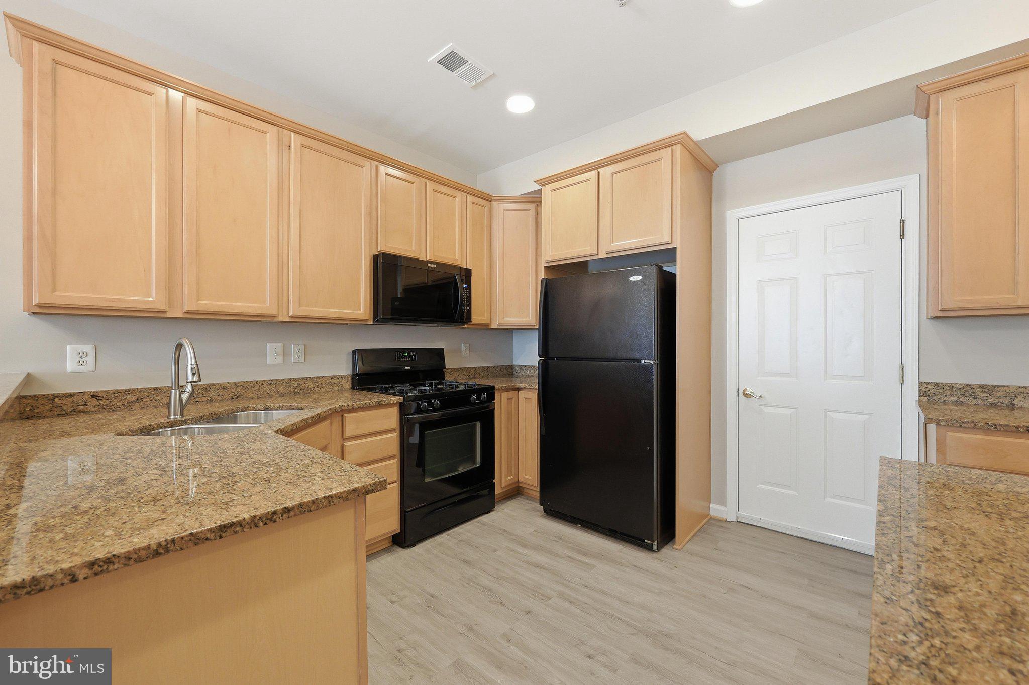BUCKINGHAM STATION - Residential