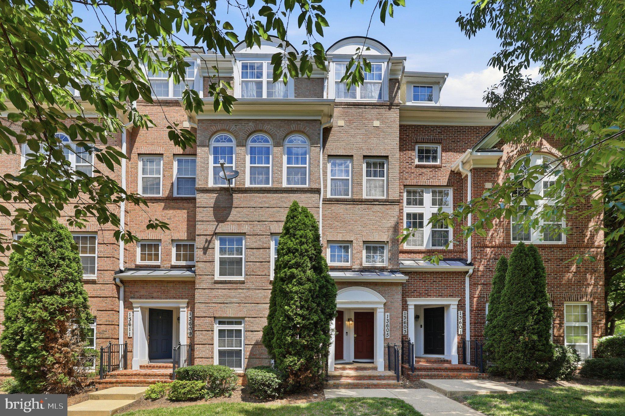 BUCKINGHAM STATION - Residential