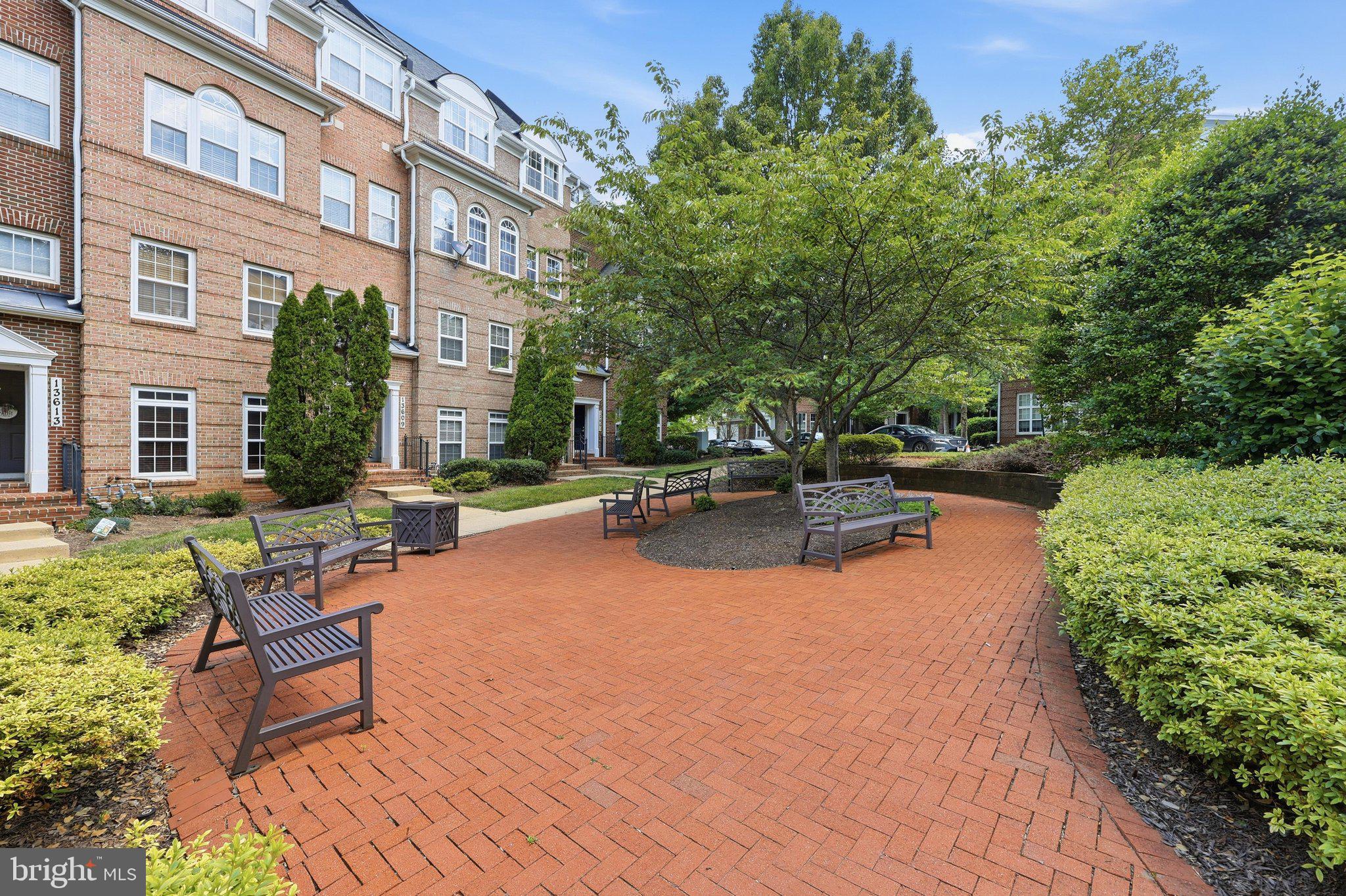 BUCKINGHAM STATION - Residential