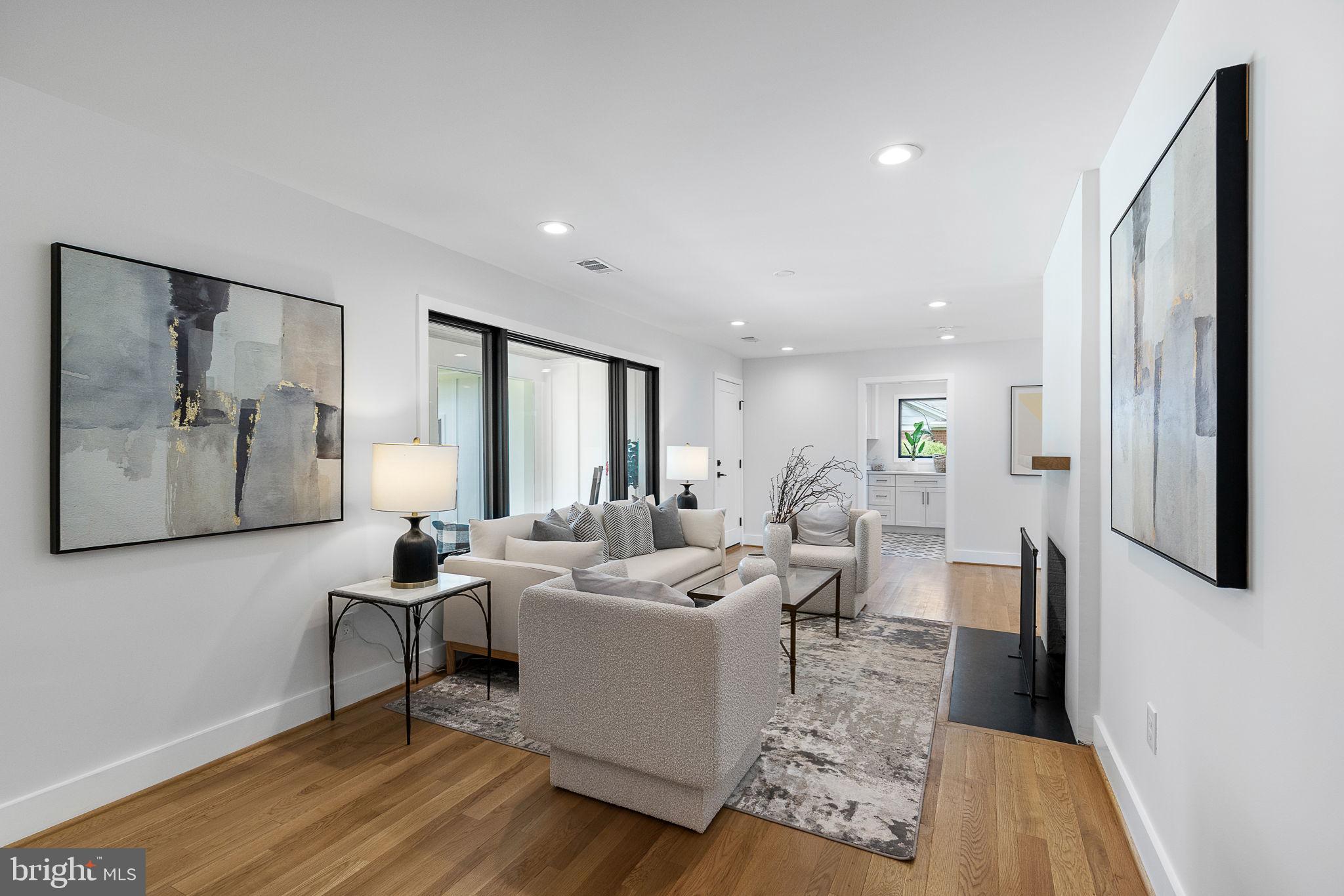 BALLANTRAE - Residential