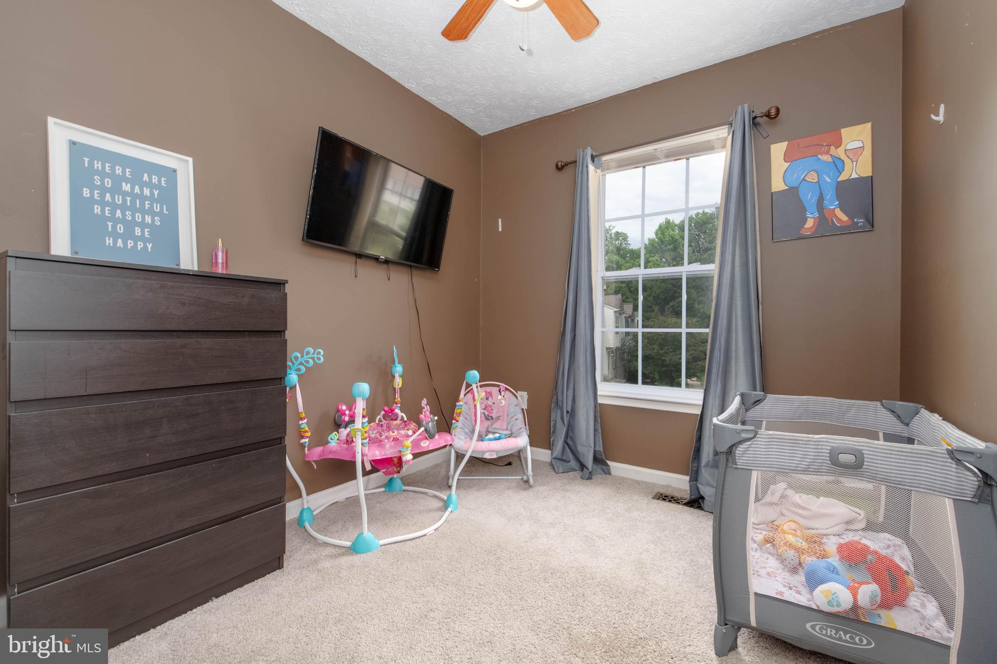 NEW HAVEN WOODS - Residential