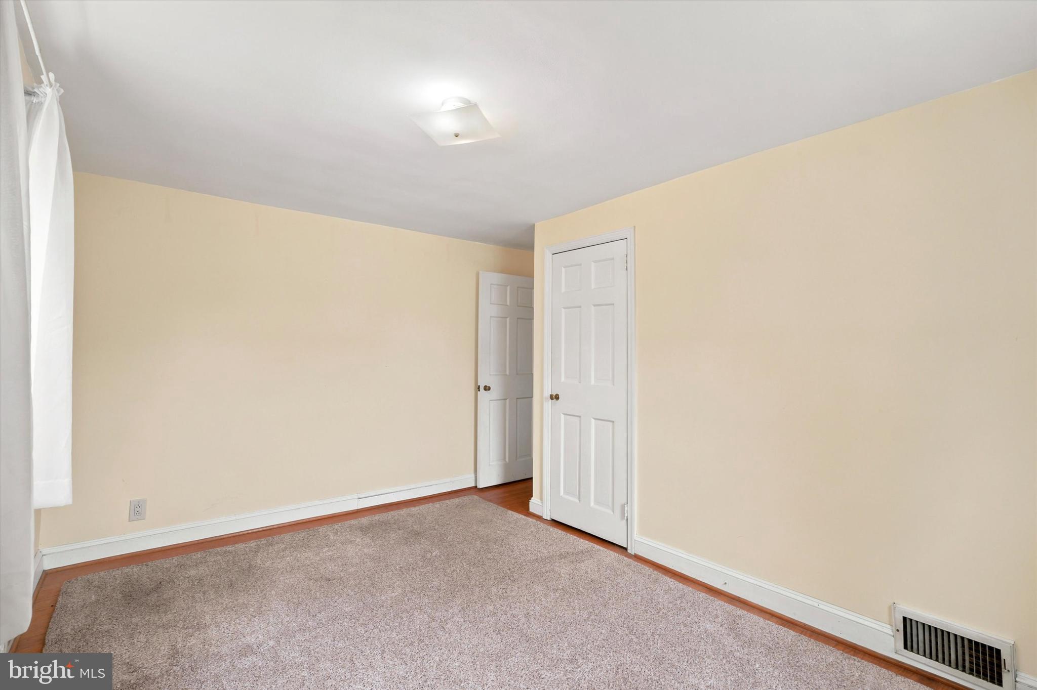 MERWOOD PARK - Residential