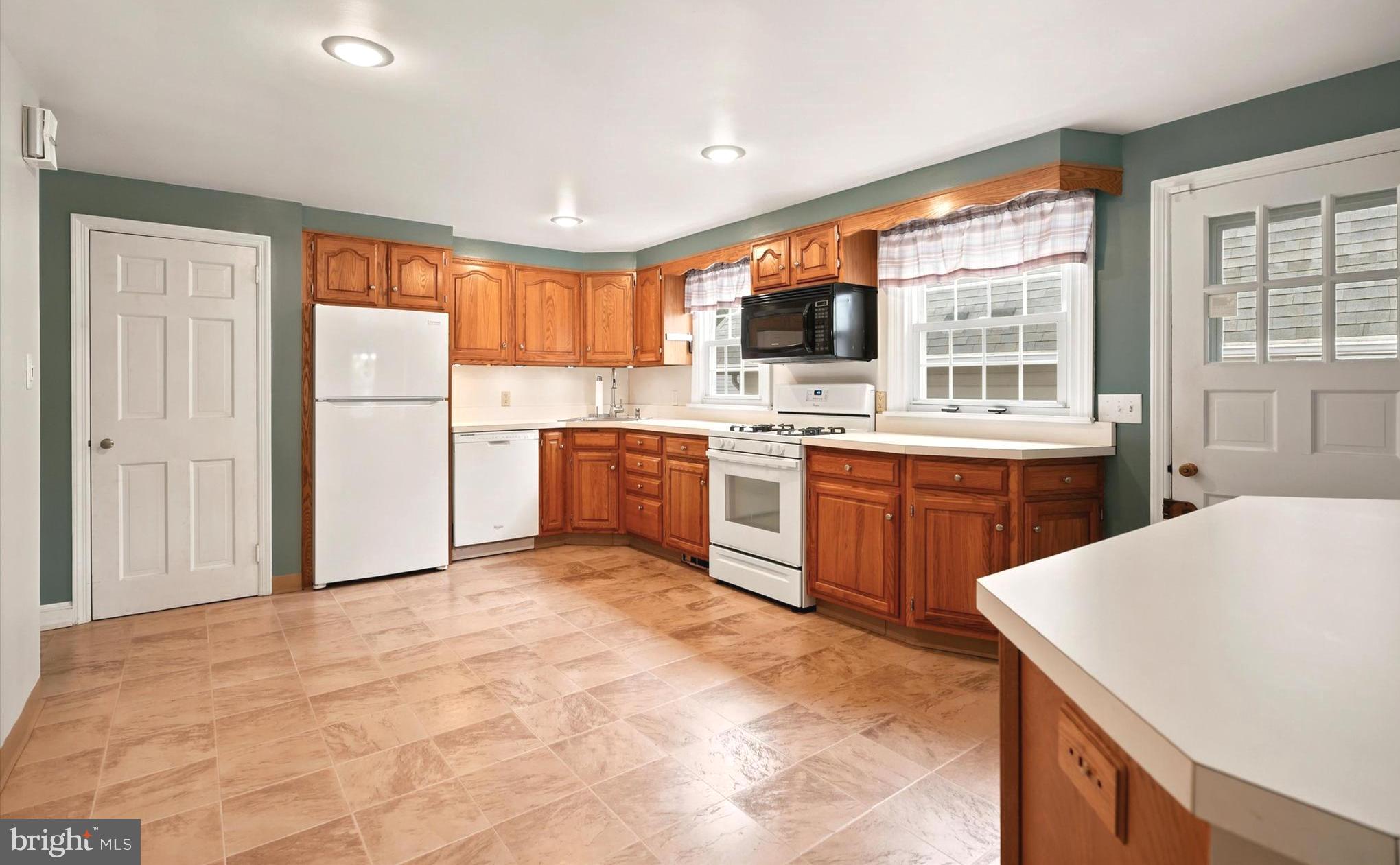 MERWOOD PARK - Residential