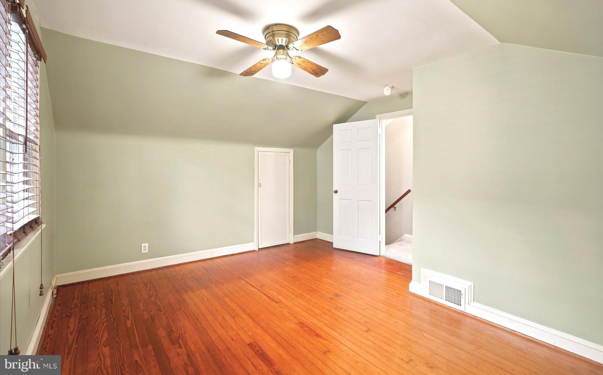 MERWOOD PARK - Residential