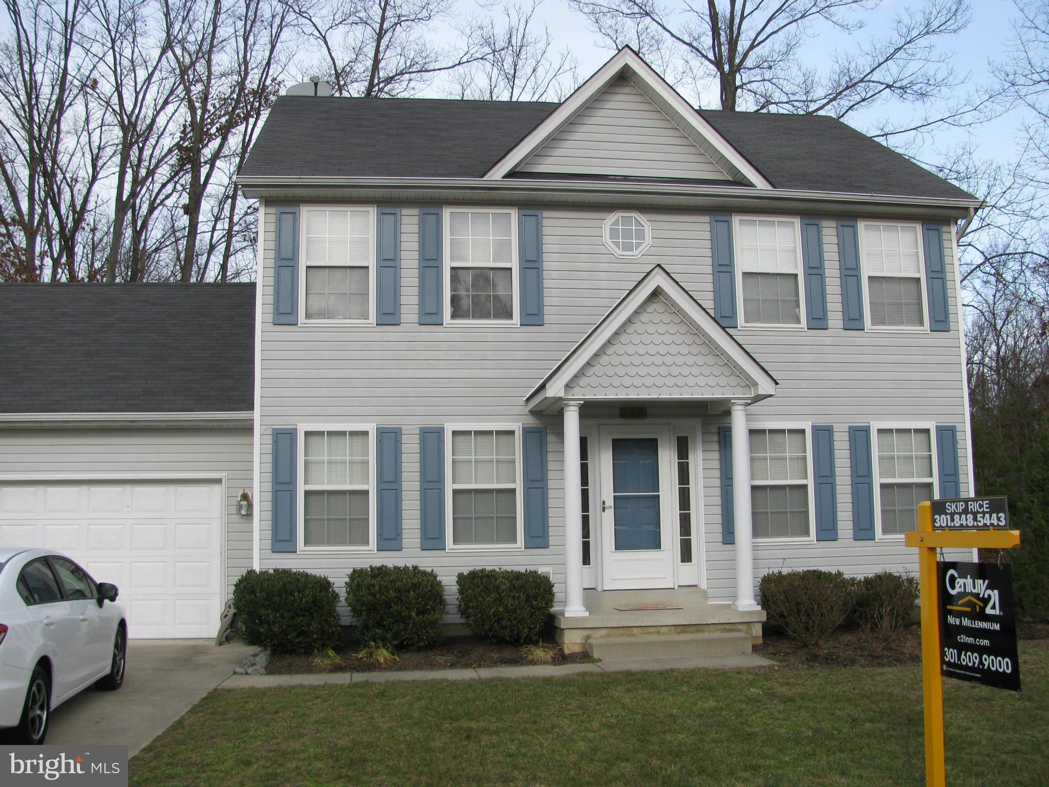 Colonial 3 bedrooms and 2 1/2 baths. Separate dining room. Space for office/ exercise room on main floor. 2 car attached garage. NO pets, no exceptions. House is also for sale CH9581161