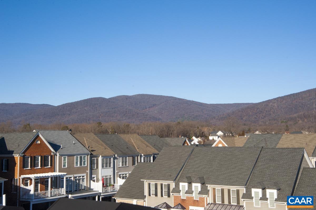 OLD TRAIL - Residential Lease