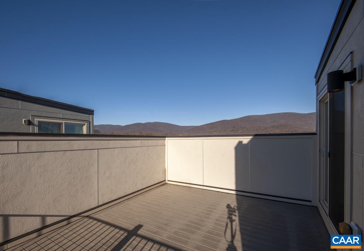 OLD TRAIL - Residential Lease