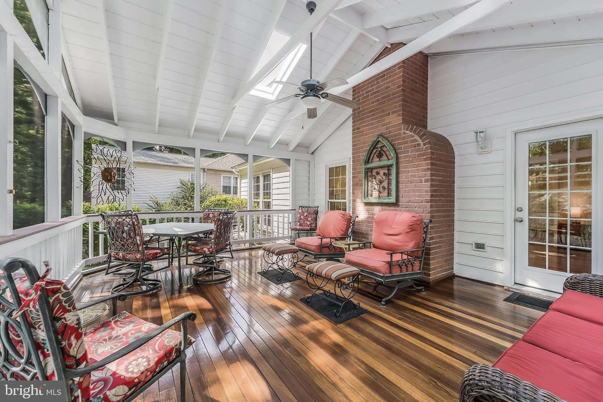 FRANKLIN FARM - Residential