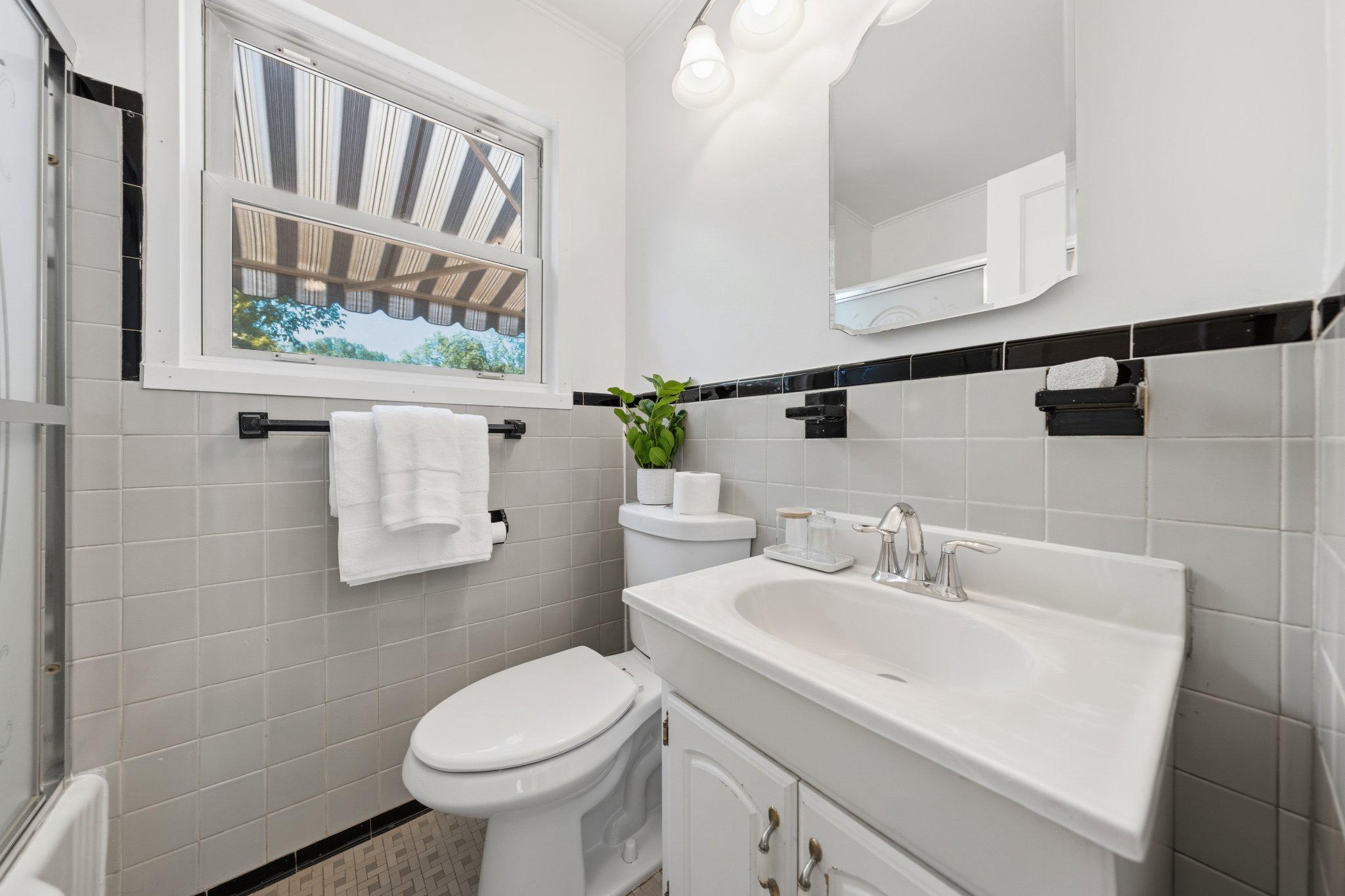 KENSINGTON ESTATES - Residential