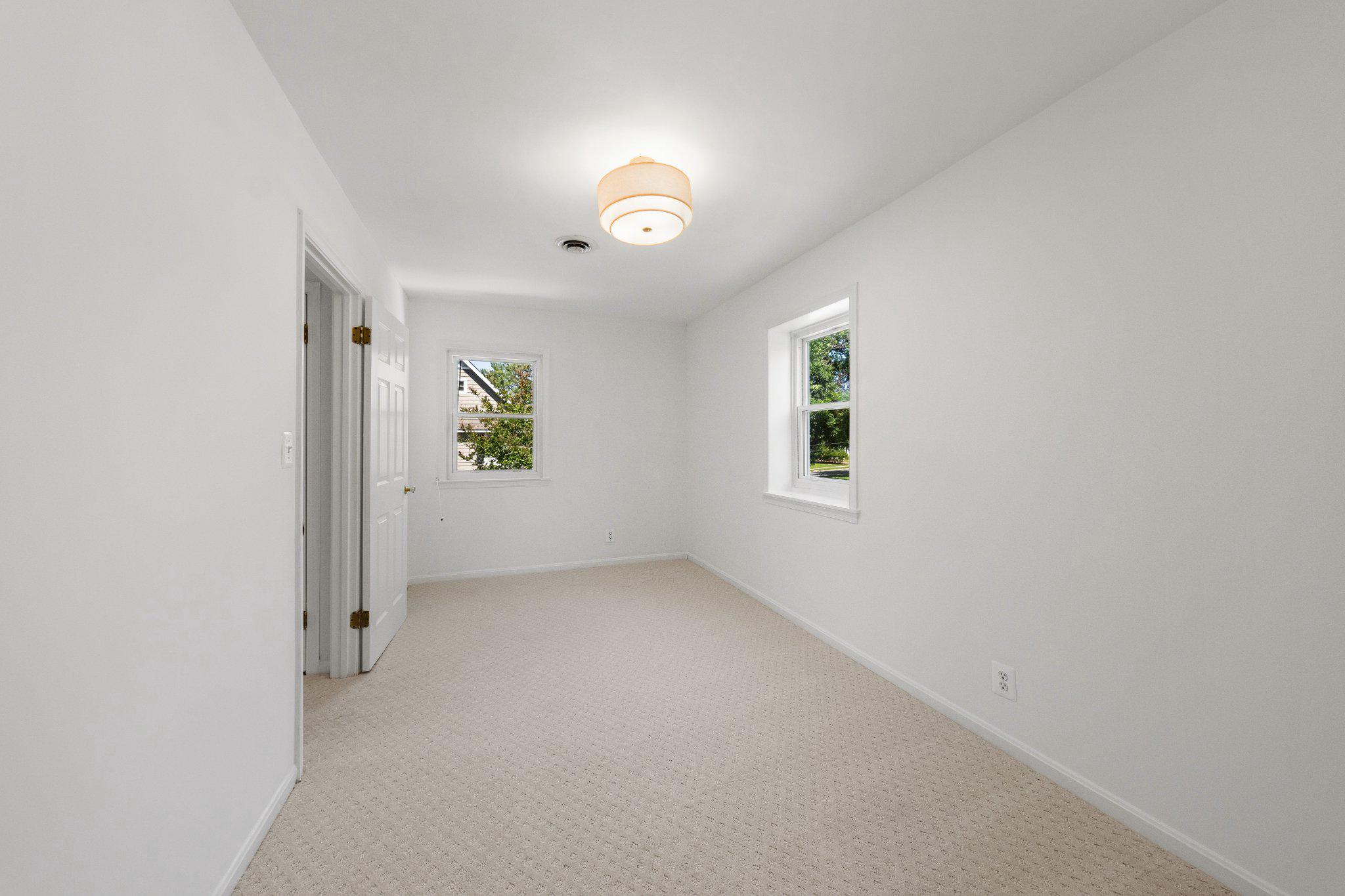 KENSINGTON ESTATES - Residential