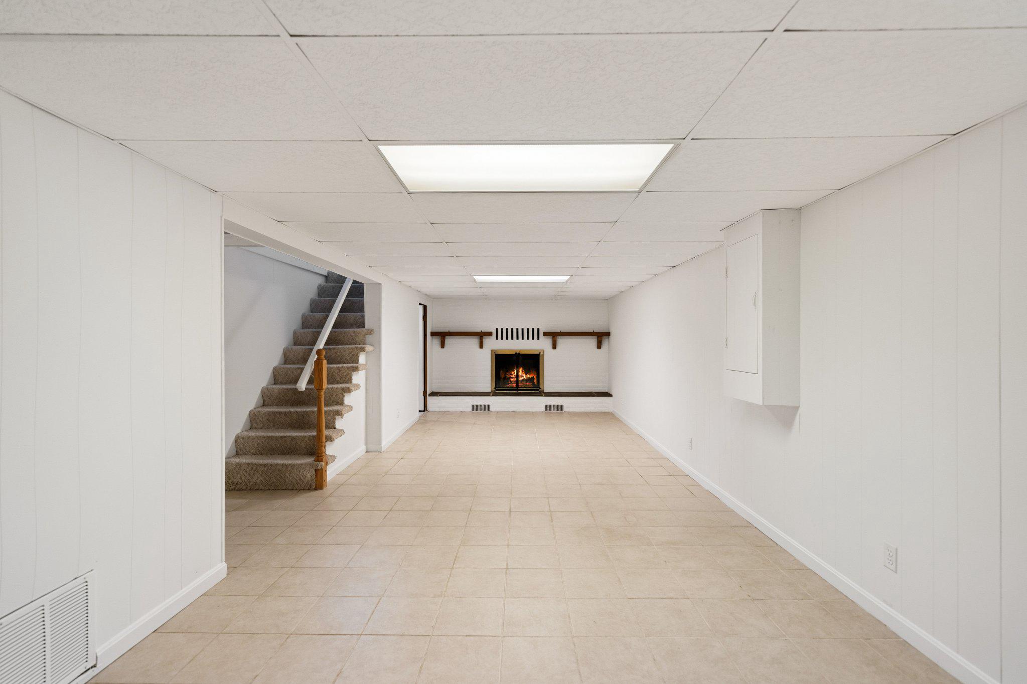 KENSINGTON ESTATES - Residential