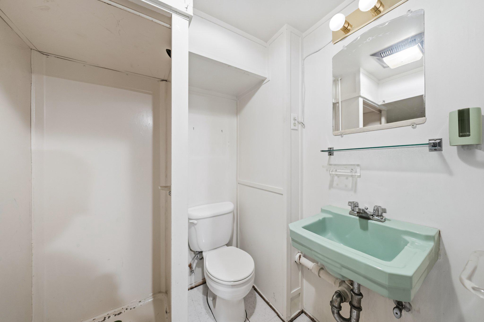 KENSINGTON ESTATES - Residential