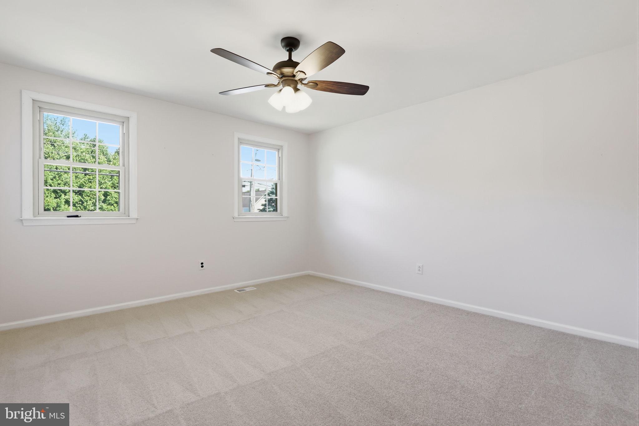 ABINGTON WOODS - Residential