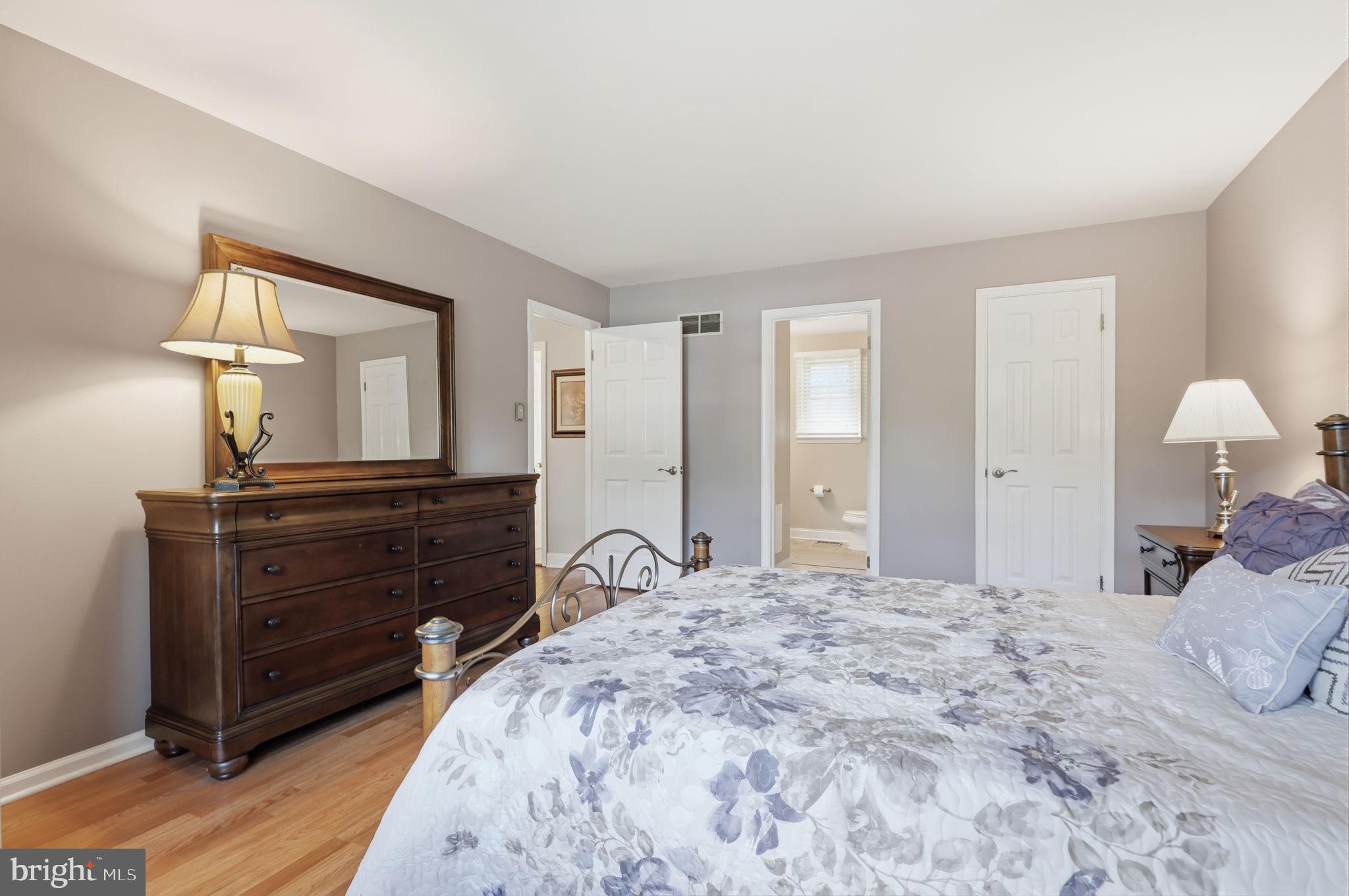 ABINGTON WOODS - Residential