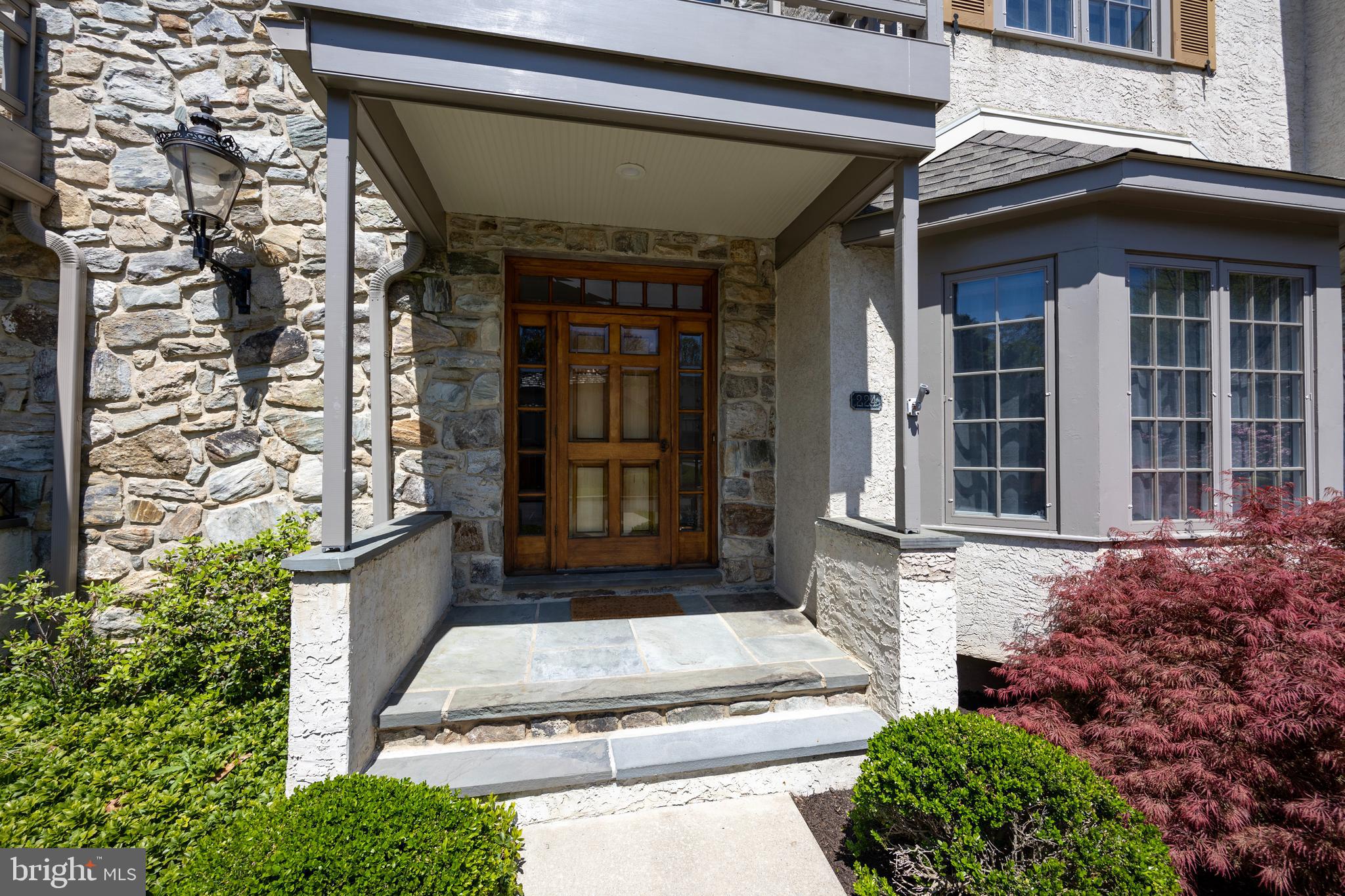 CAMBRIDGE CHASE - Residential