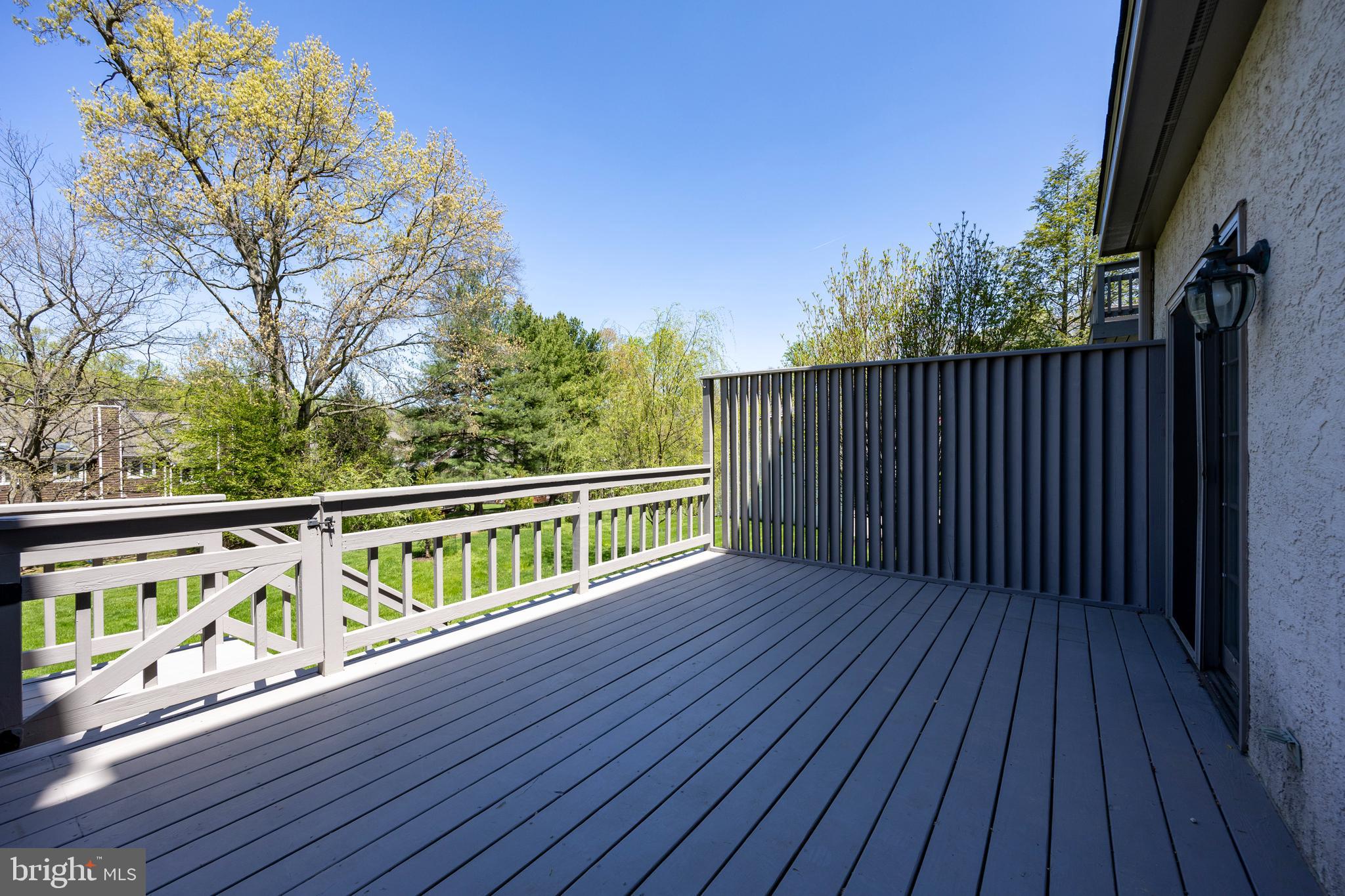 CAMBRIDGE CHASE - Residential