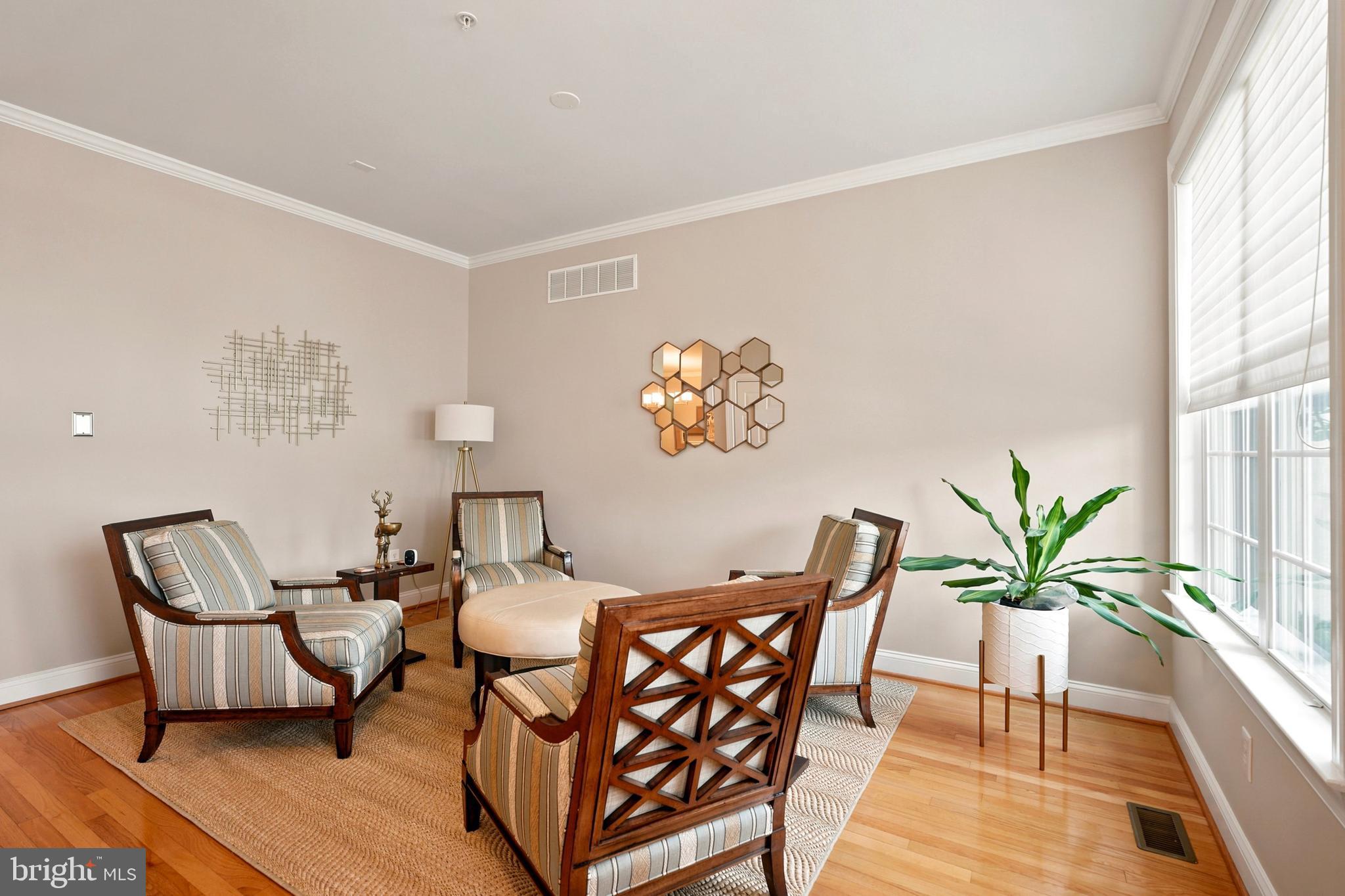 TH AT HERITAGE CNTR - Residential