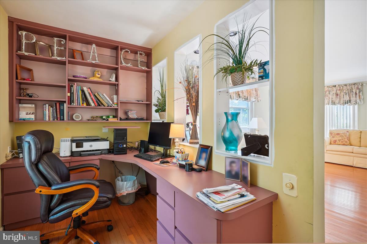 MILL CREEK SOUTH - Residential