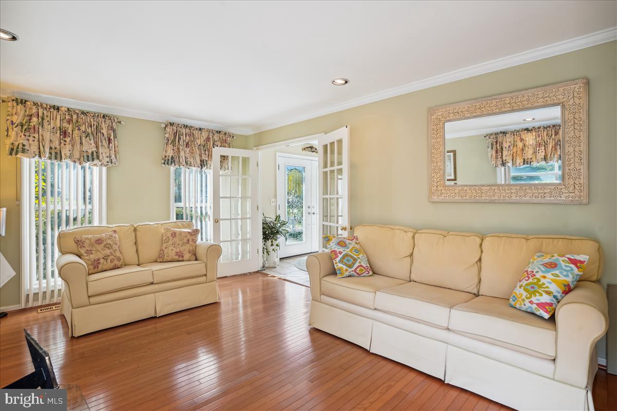 MILL CREEK SOUTH - Residential