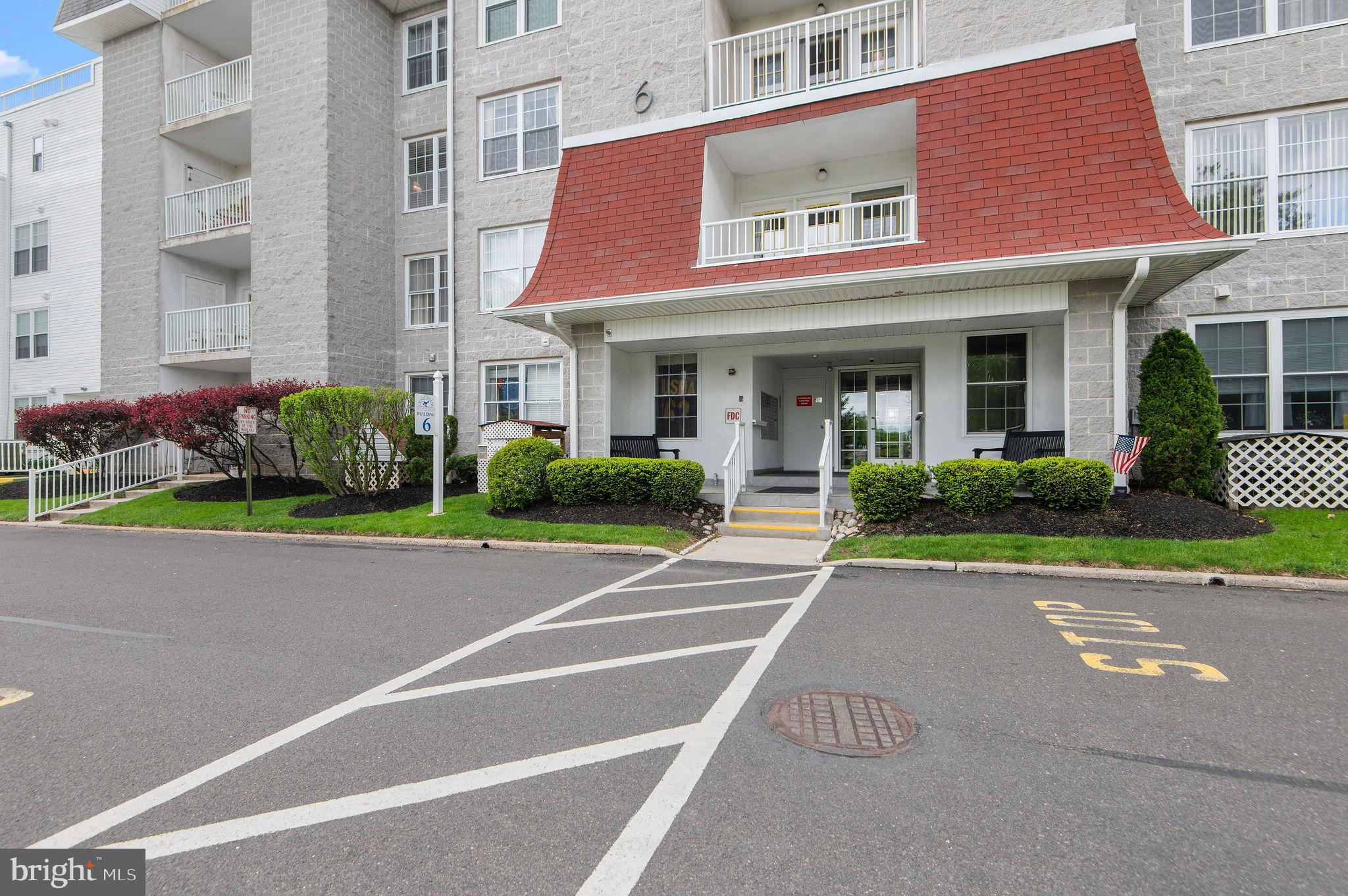 CENTENNIAL STATION - Residential