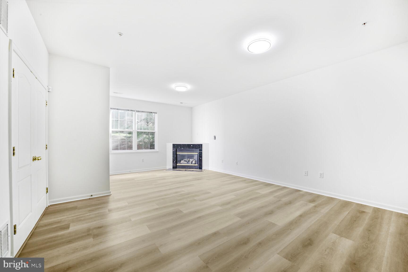 EMERSON - Residential