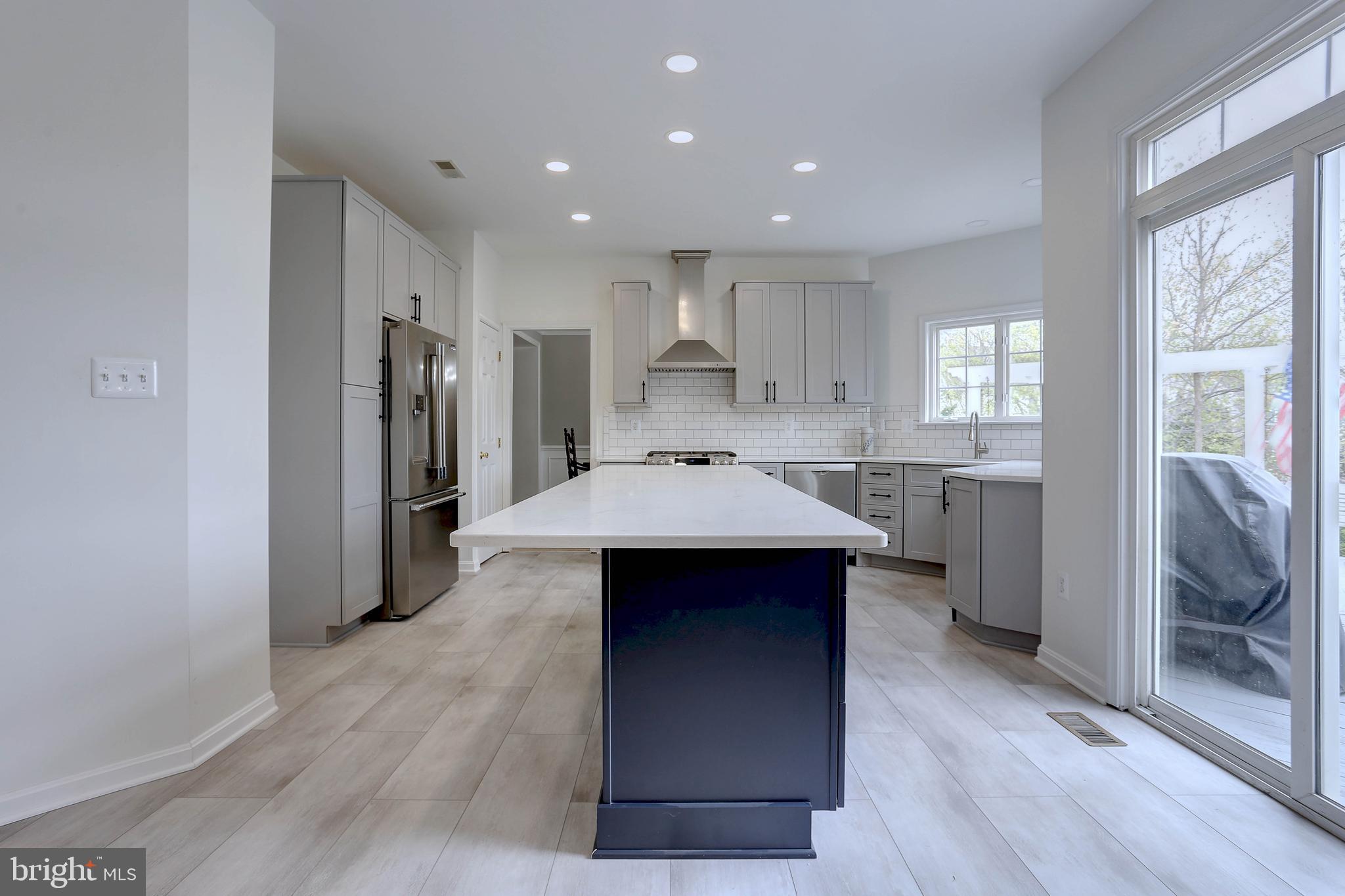 EDGEWOOD - Residential