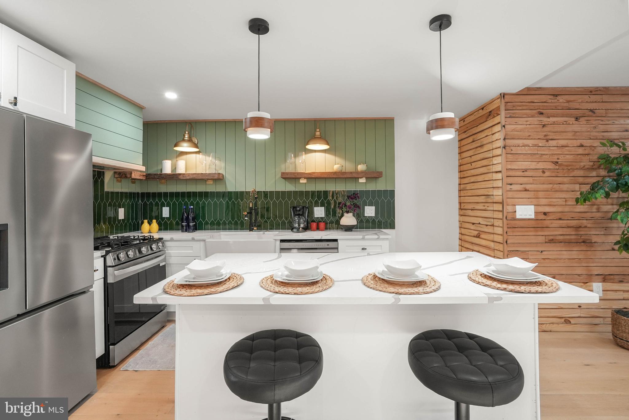 NORRIS SQUARE - Residential